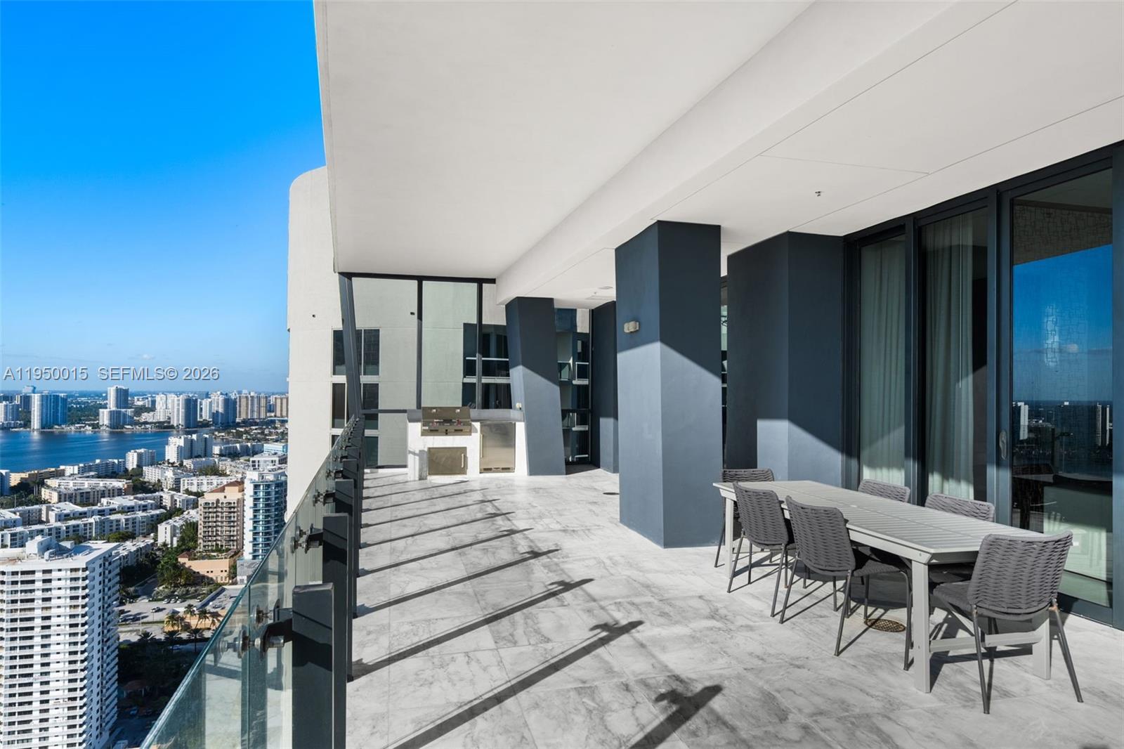 MUSE CONDO - Residential