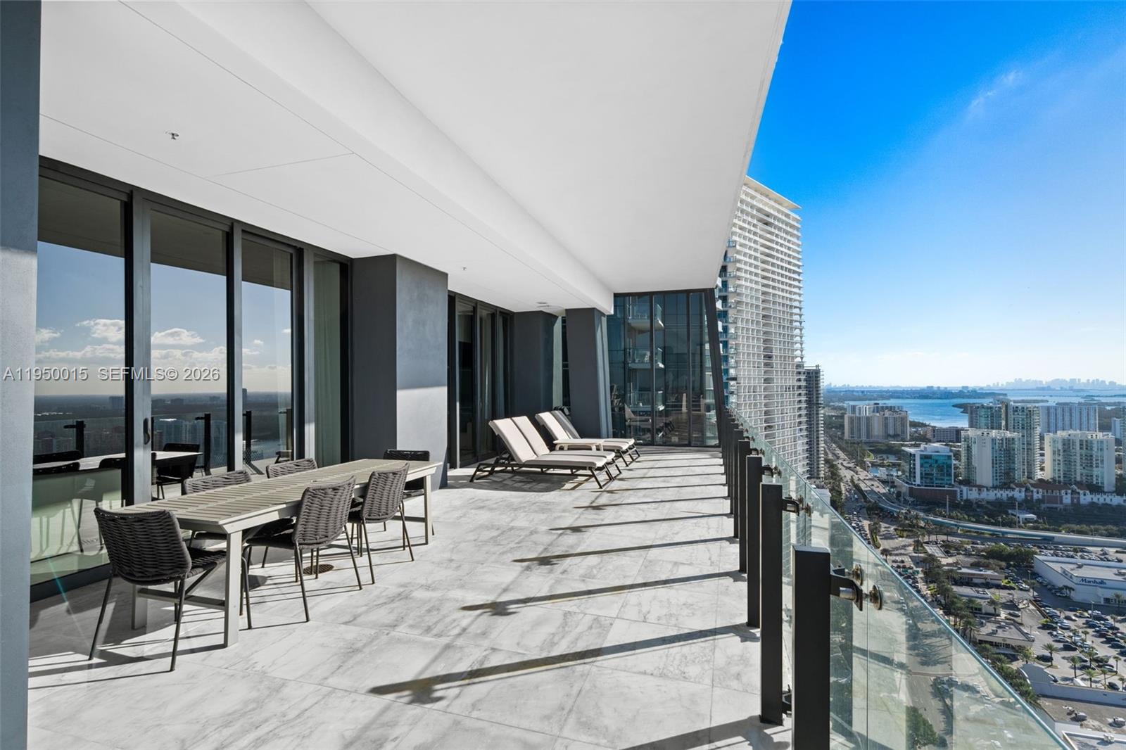 MUSE CONDO - Residential