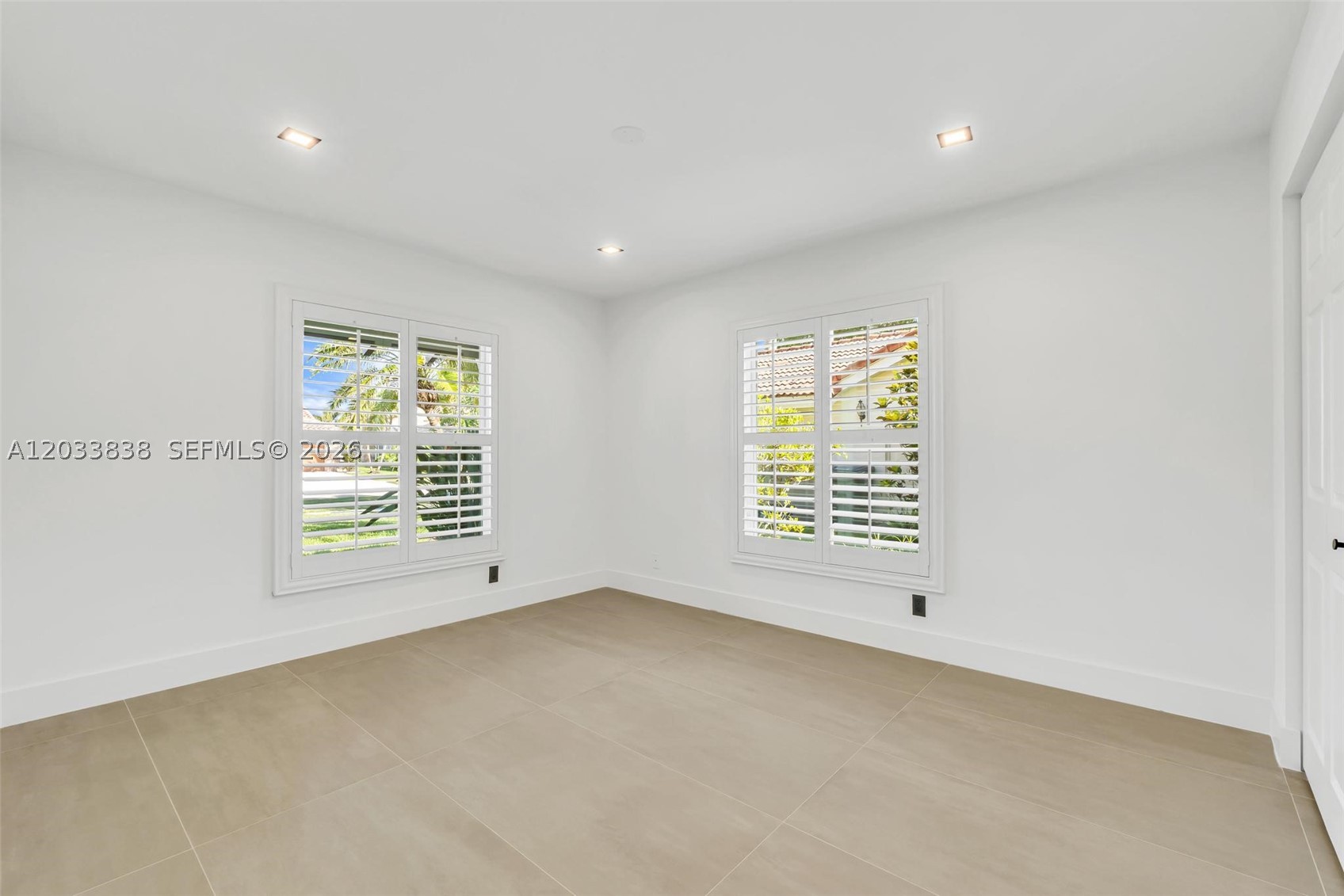 ISLAND LAKES SEC 1 3 - Residential