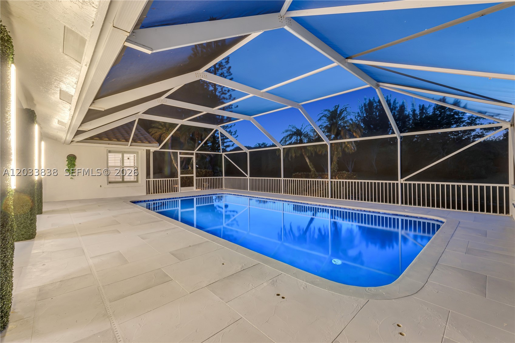ISLAND LAKES SEC 1 3 - Residential