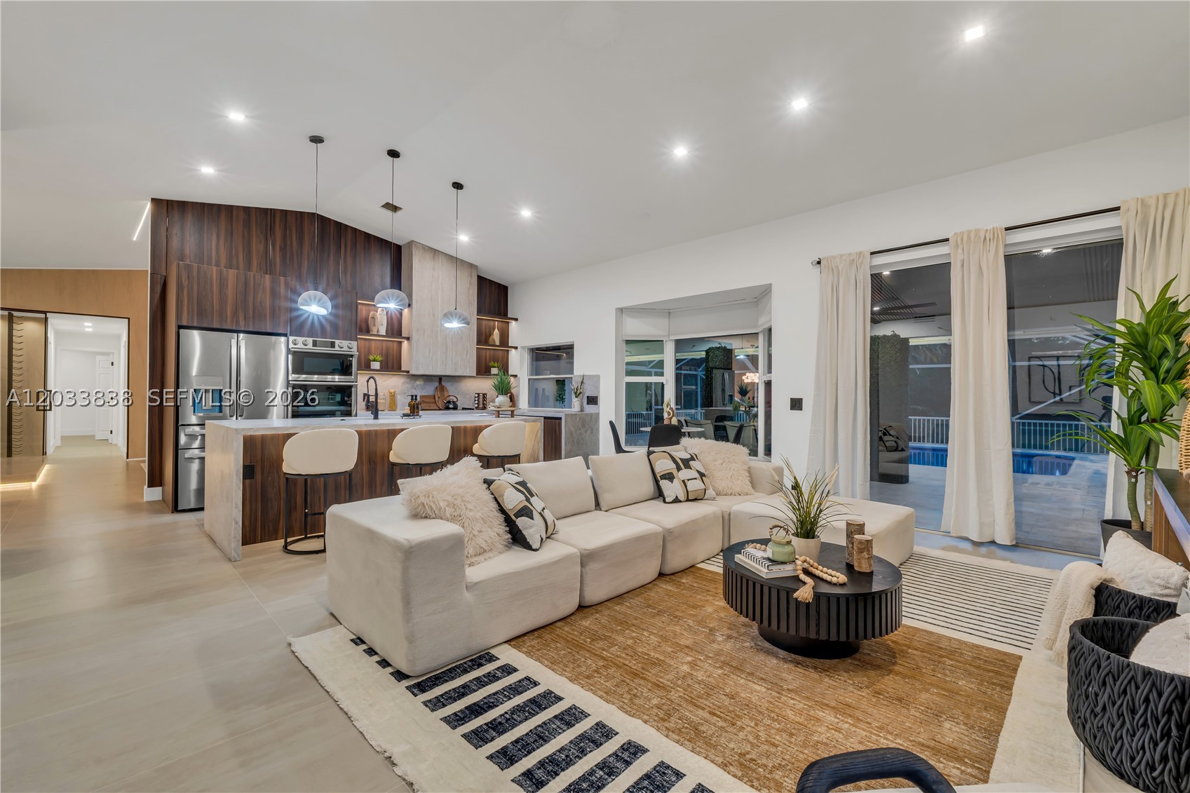 ISLAND LAKES SEC 1 3 - Residential