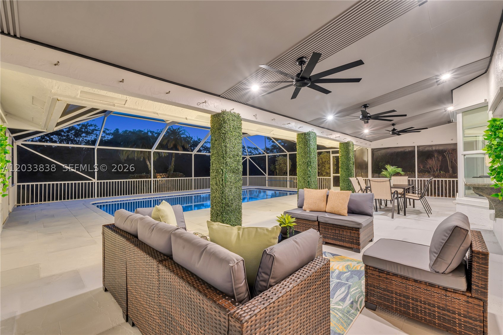 ISLAND LAKES SEC 1 3 - Residential