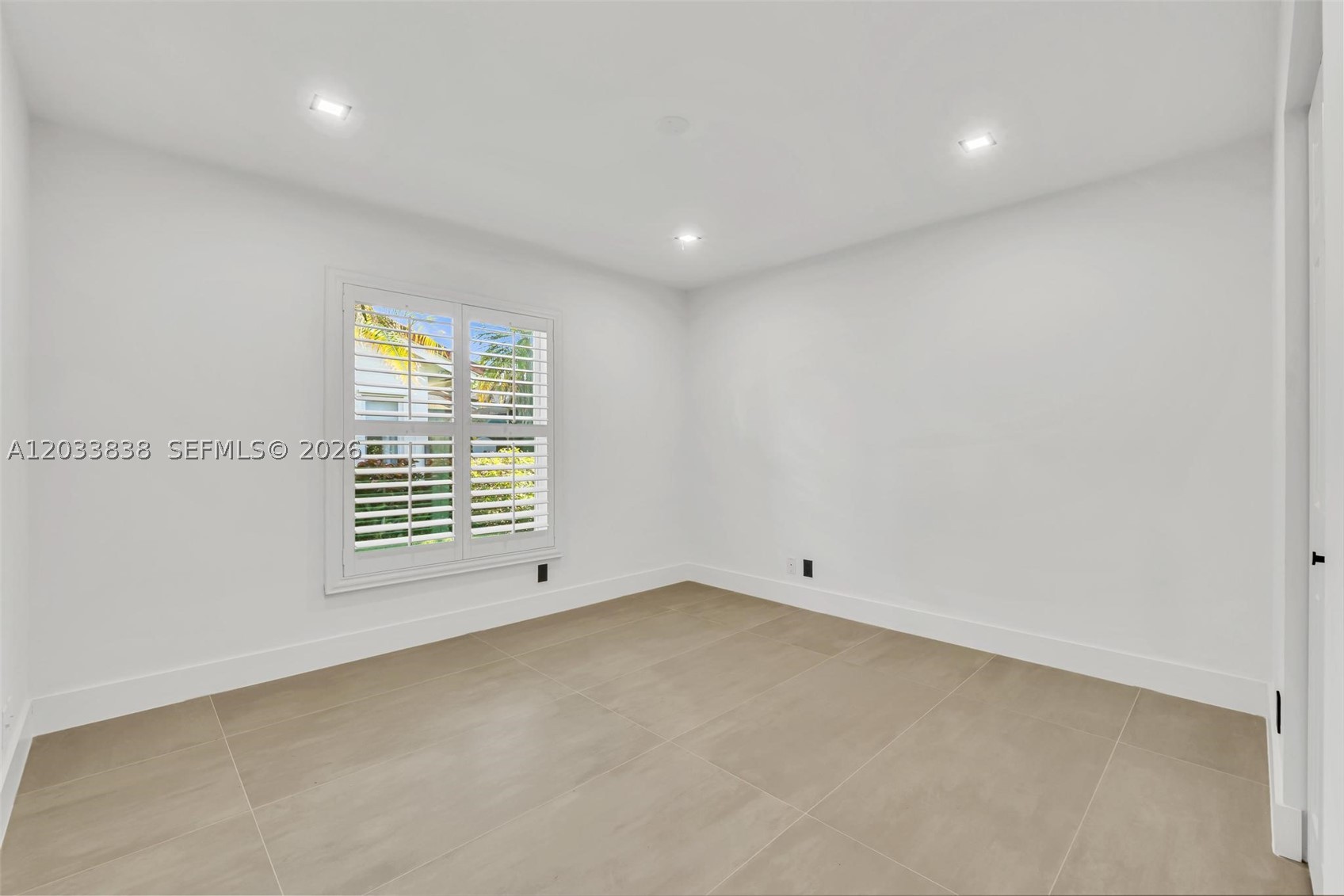 ISLAND LAKES SEC 1 3 - Residential