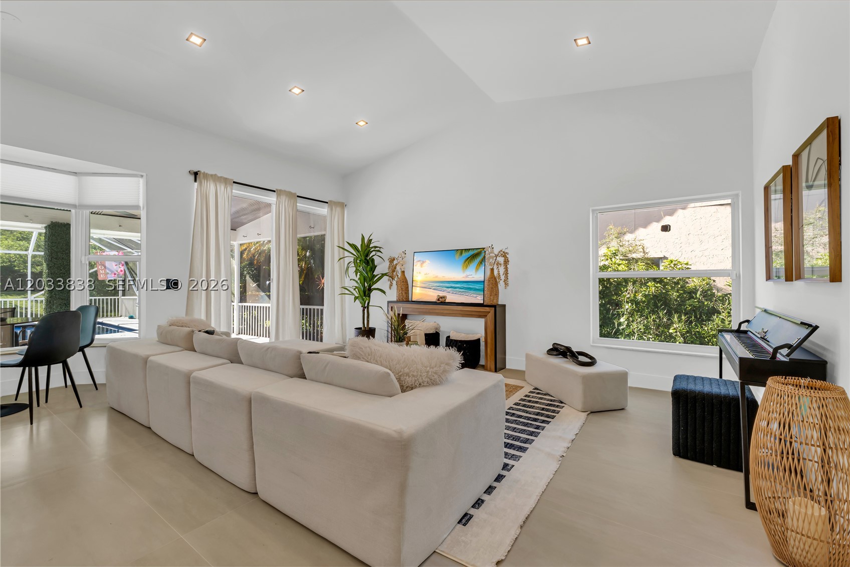 ISLAND LAKES SEC 1 3 - Residential