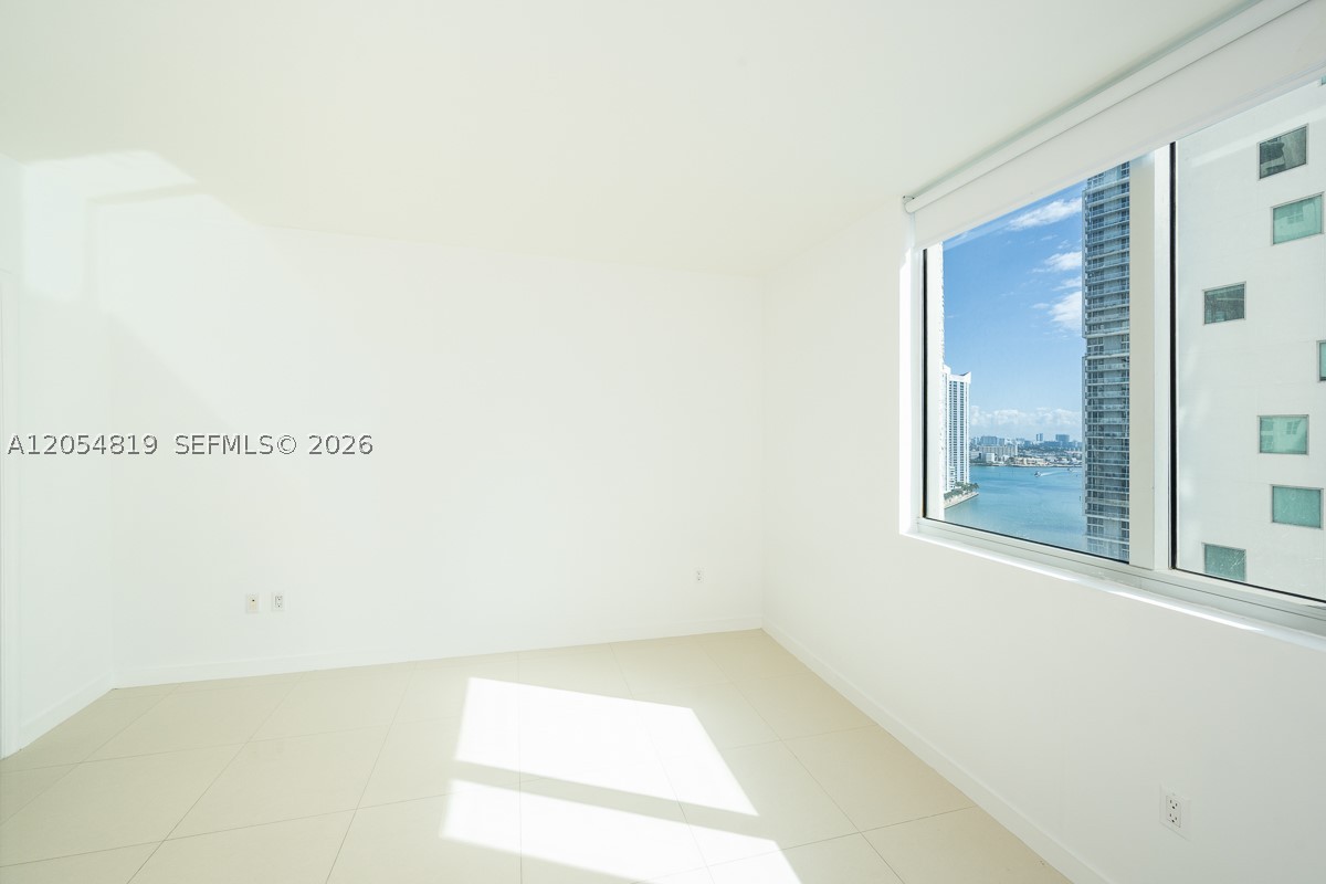 500 BRICKELL - Residential Lease