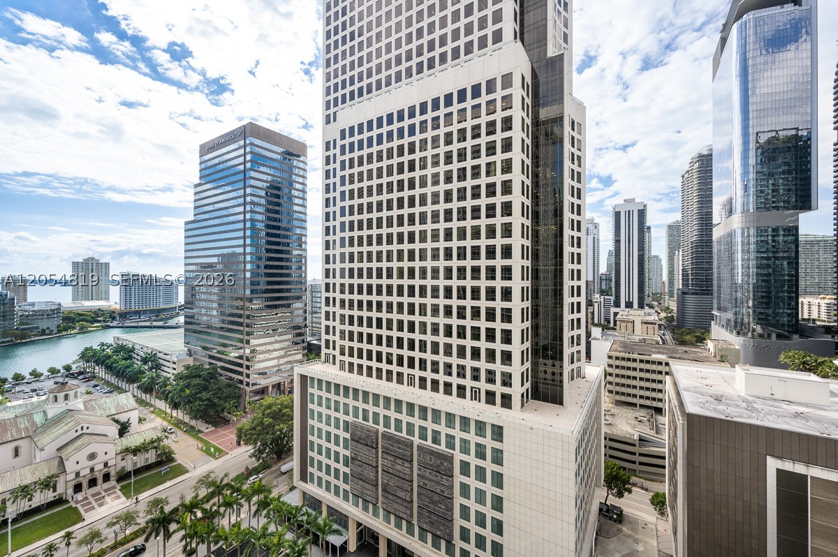 500 BRICKELL - Residential Lease
