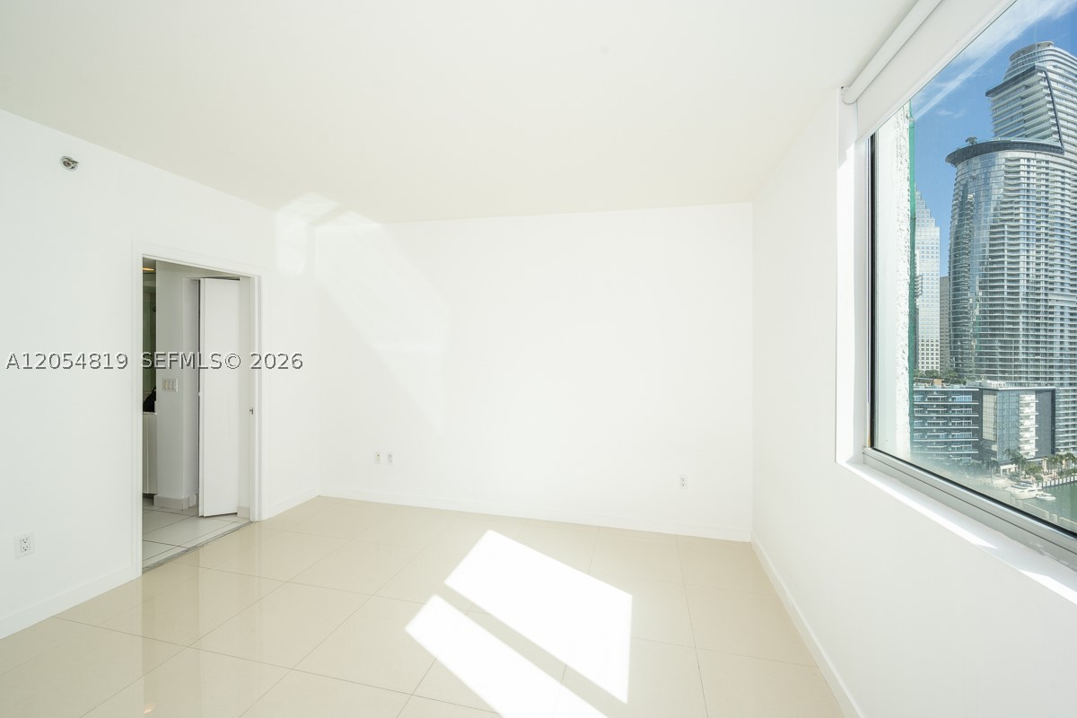 500 BRICKELL - Residential Lease