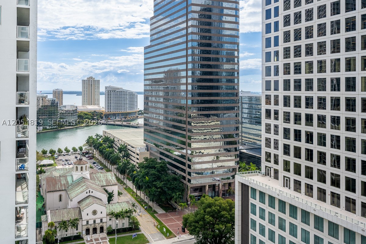 500 BRICKELL - Residential Lease