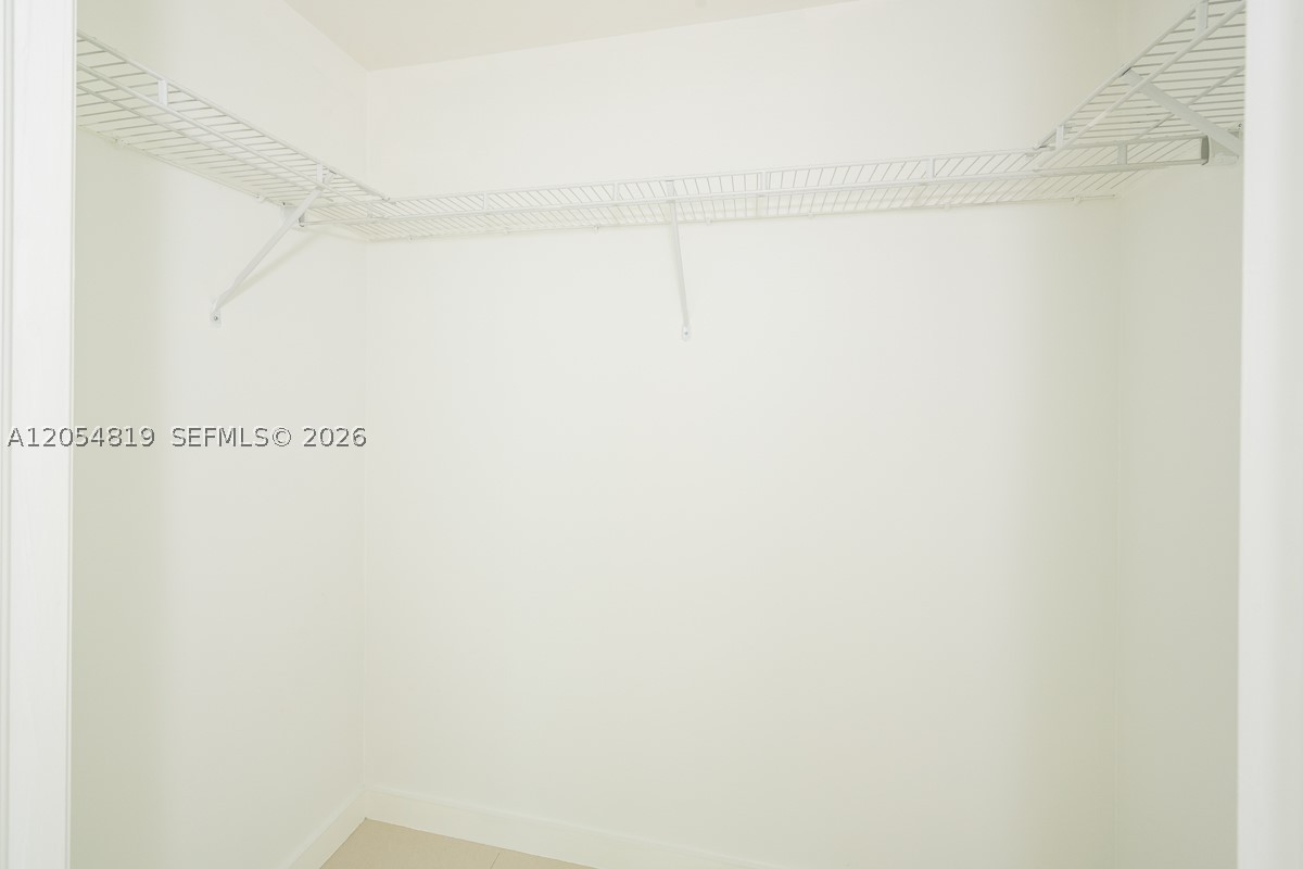 500 BRICKELL - Residential Lease