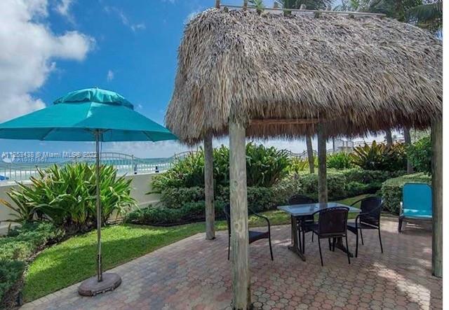 TIDES ON HOLLYWOOD BEACH - Residential