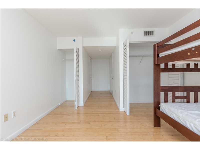 OCEANBLUE CONDO OF MIAMI - Residential Lease