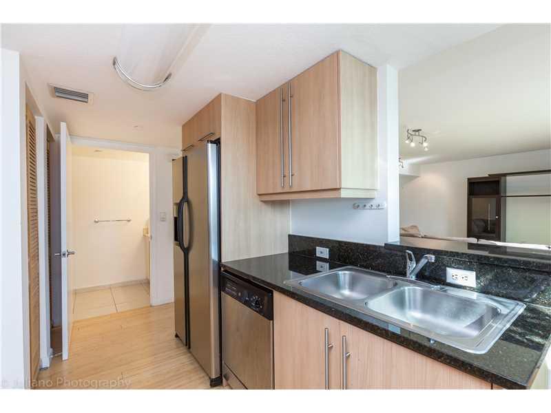 OCEANBLUE CONDO OF MIAMI - Residential Lease