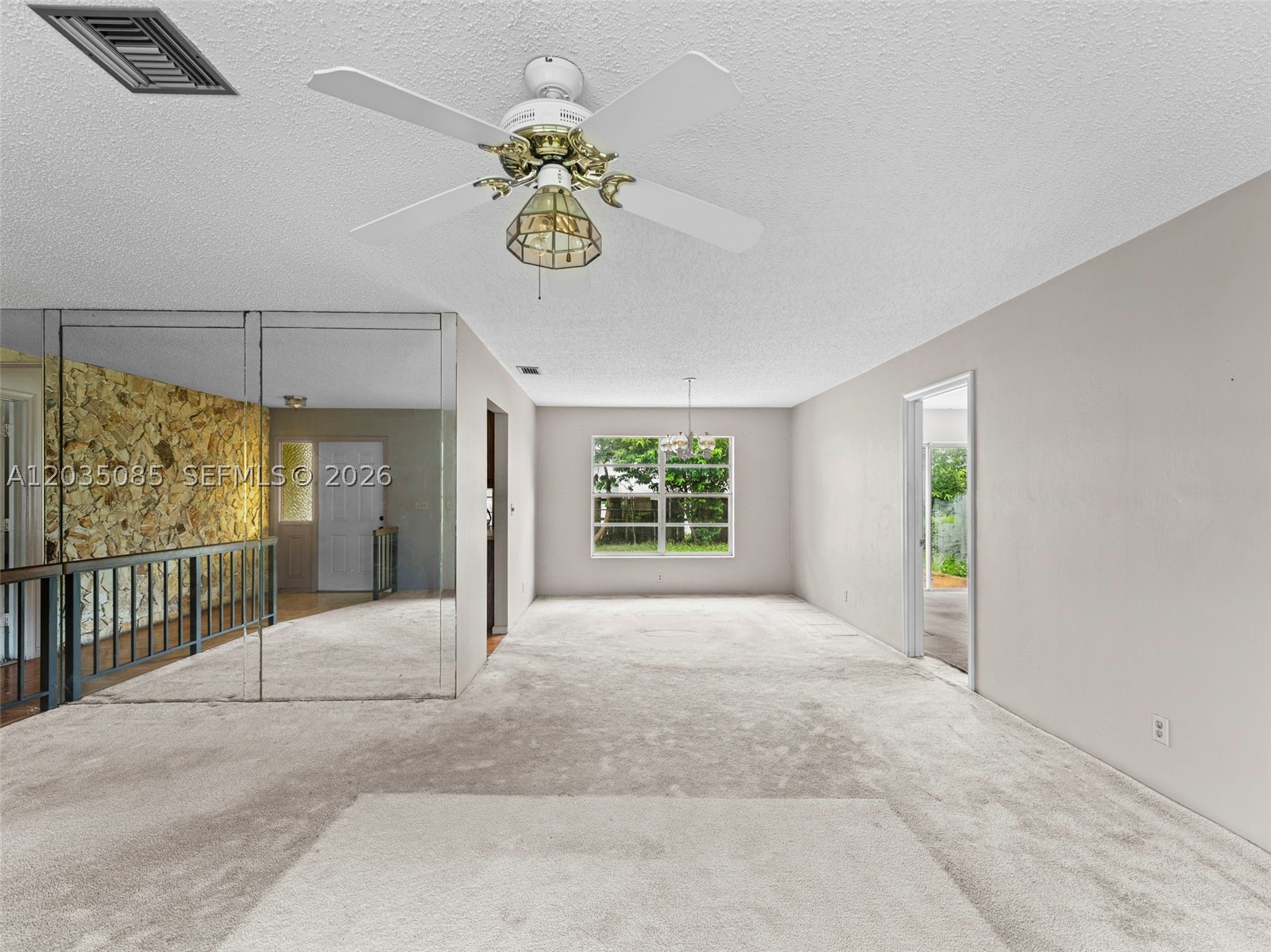 CRYSTAL HEIGHTS - Residential
