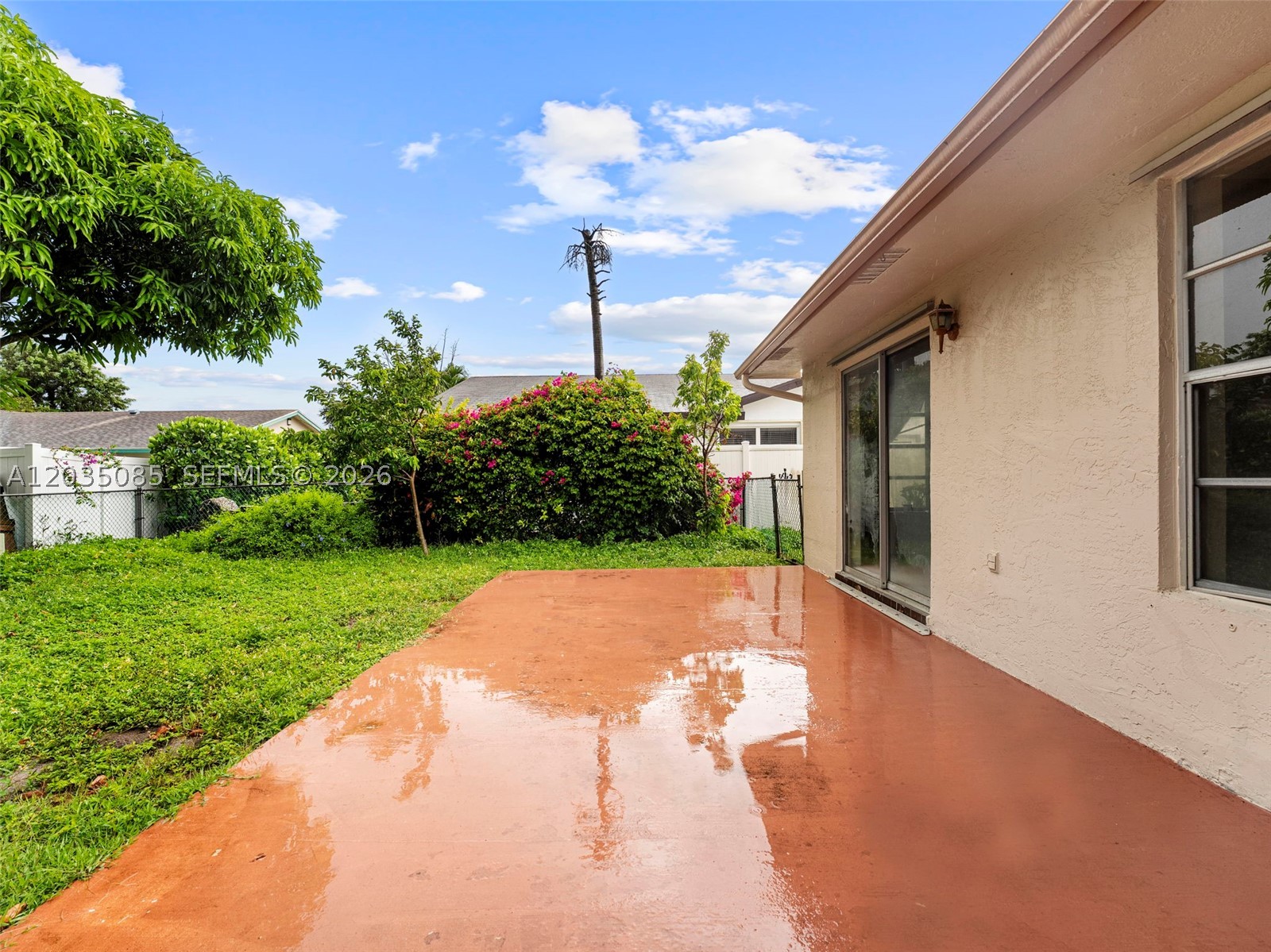CRYSTAL HEIGHTS - Residential