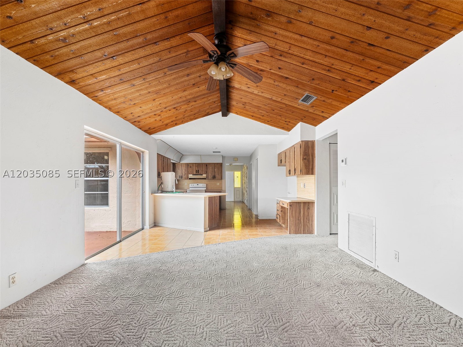 CRYSTAL HEIGHTS - Residential