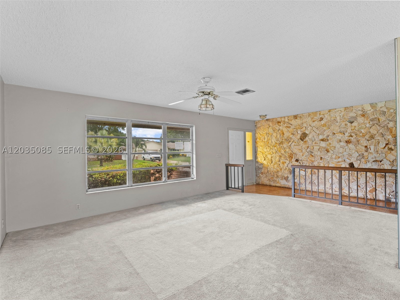 CRYSTAL HEIGHTS - Residential