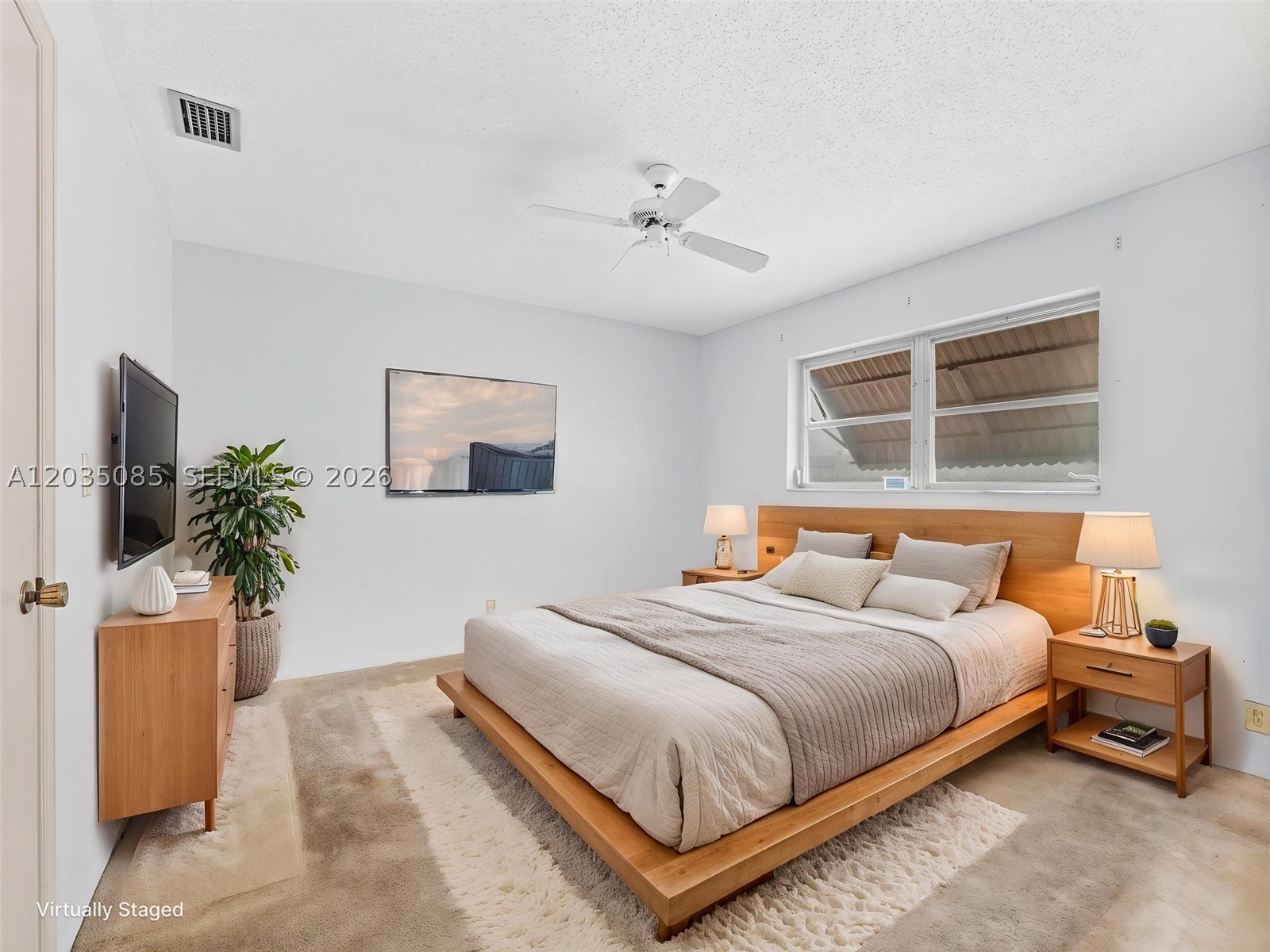 CRYSTAL HEIGHTS - Residential