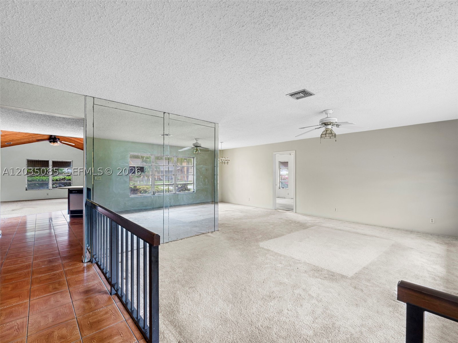 CRYSTAL HEIGHTS - Residential