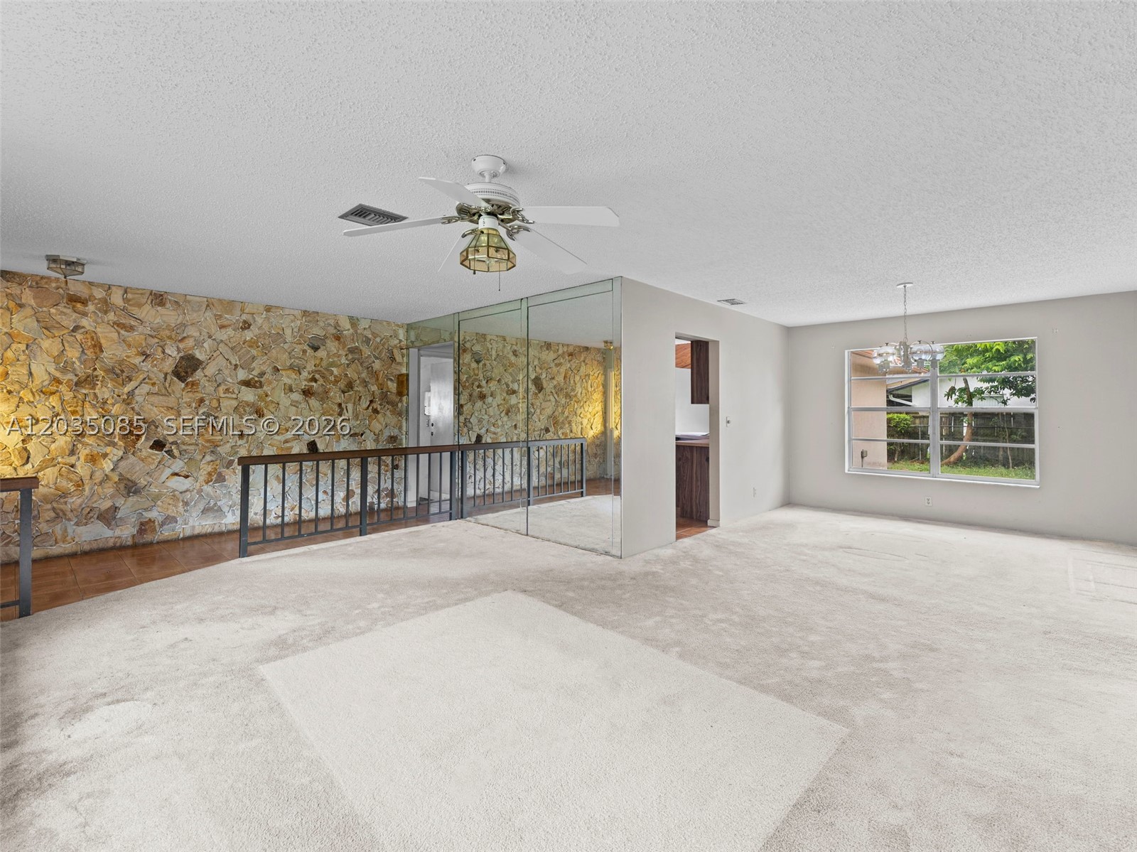 CRYSTAL HEIGHTS - Residential