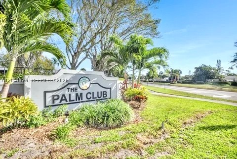PALM CLUB VILLAGE II COND - Residential