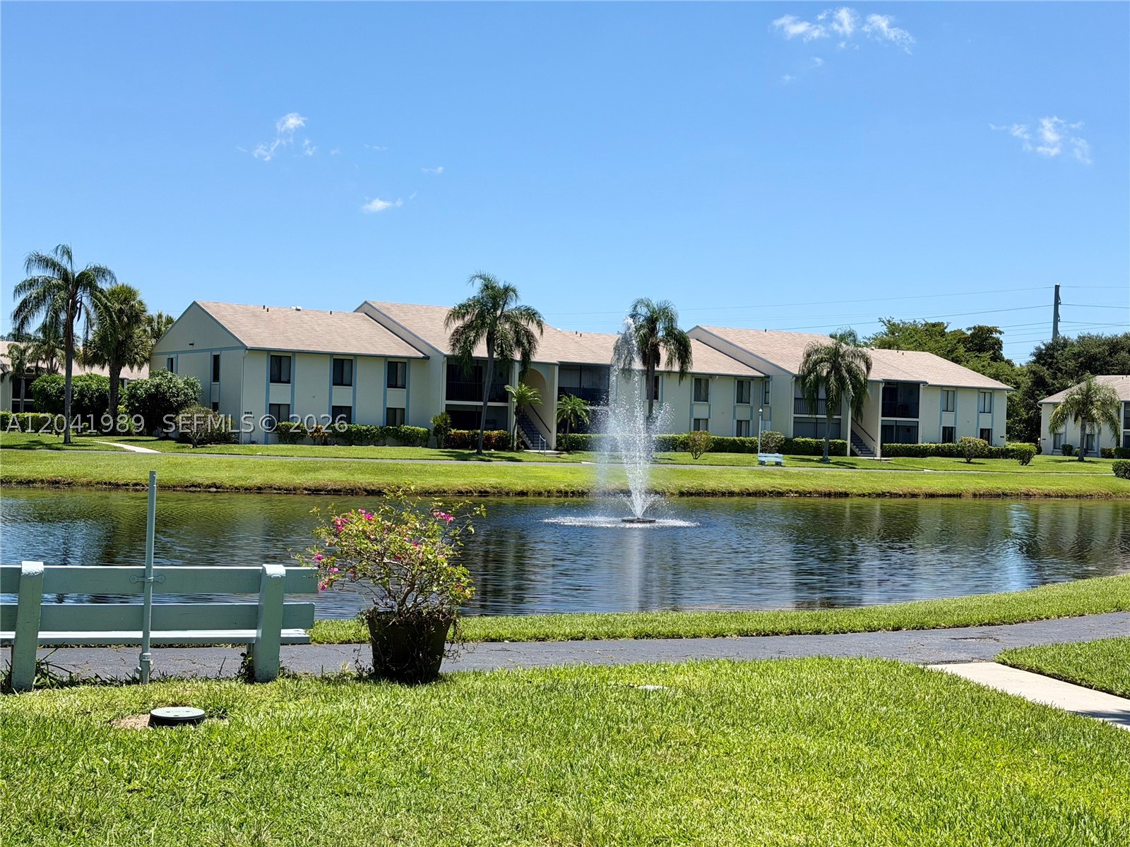 PALM CLUB VILLAGE II COND - Residential