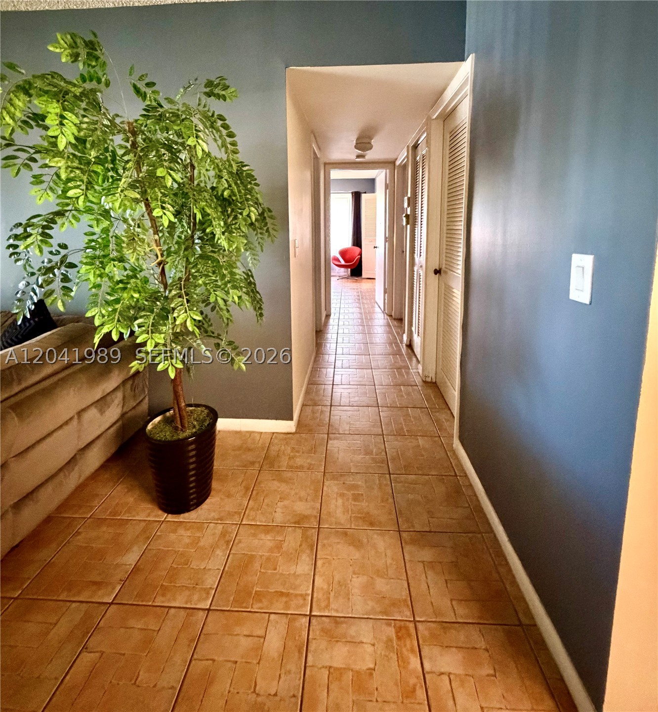 PALM CLUB VILLAGE II COND - Residential