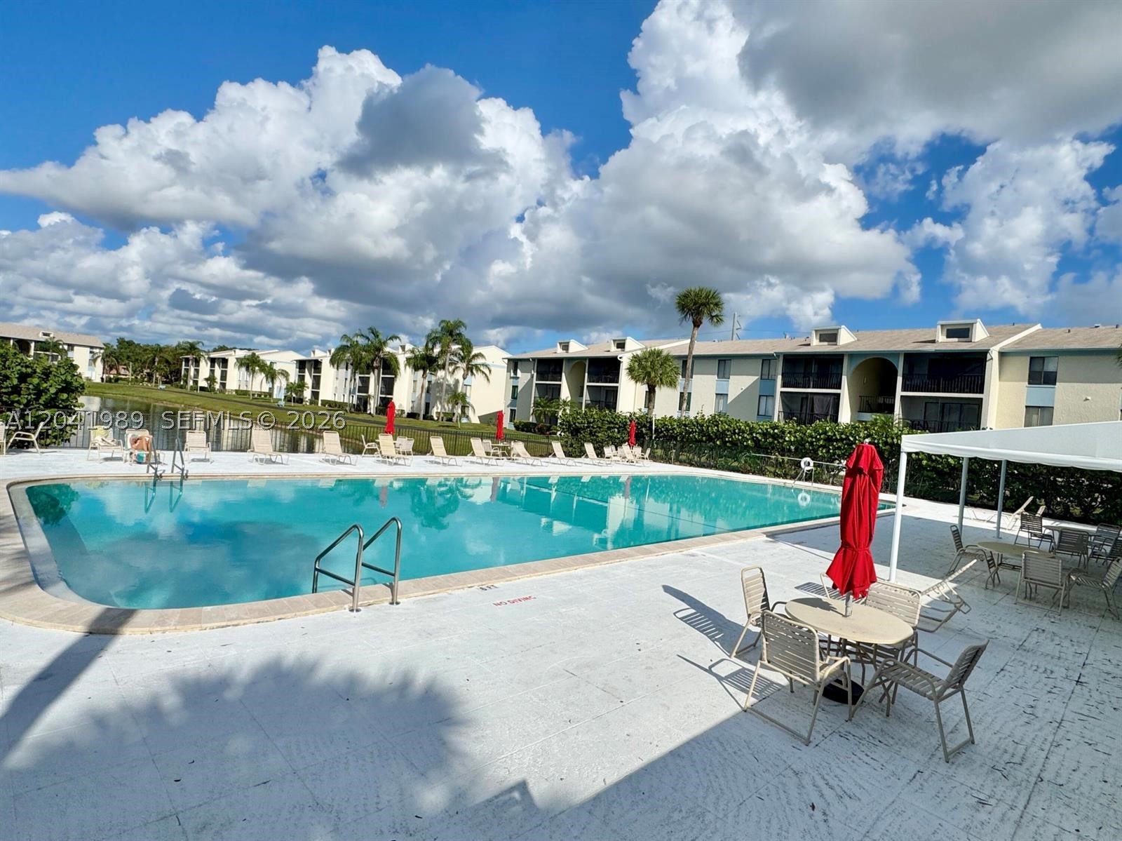 PALM CLUB VILLAGE II COND - Residential