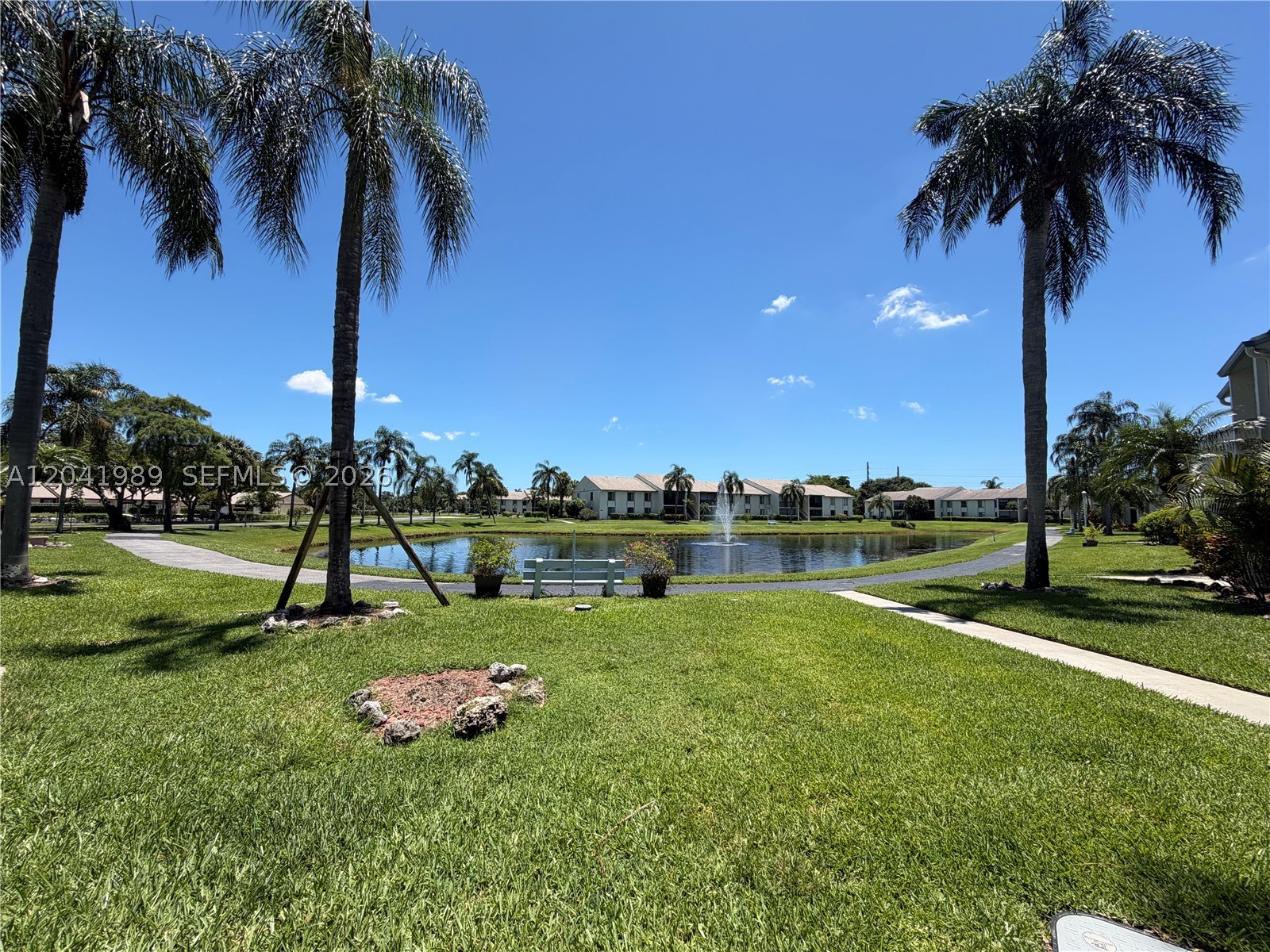 PALM CLUB VILLAGE II COND - Residential