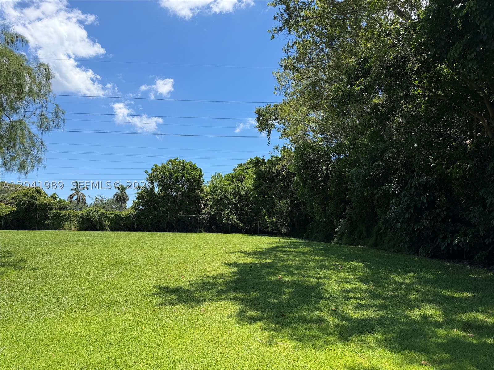 PALM CLUB VILLAGE II COND - Residential