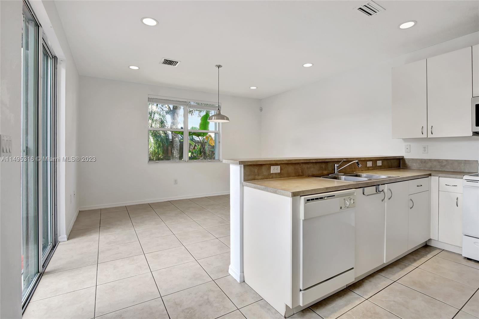 SHORES AT KEYS GATE - Residential