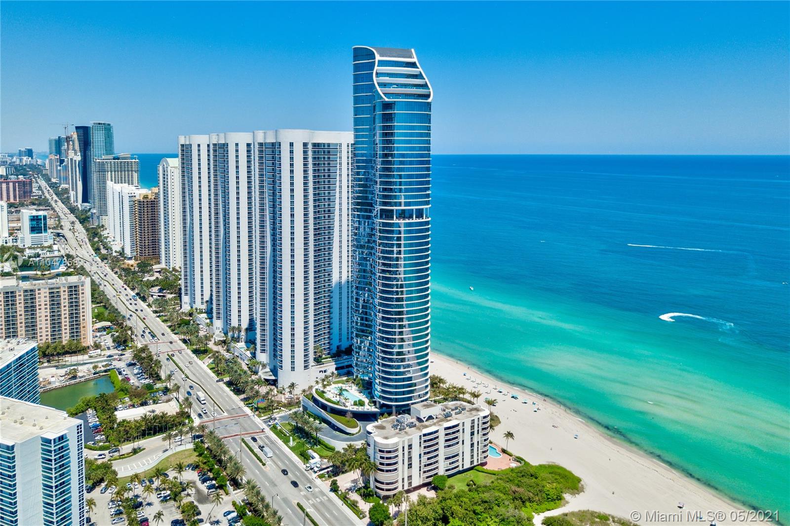 Ritz Carlton - Residential