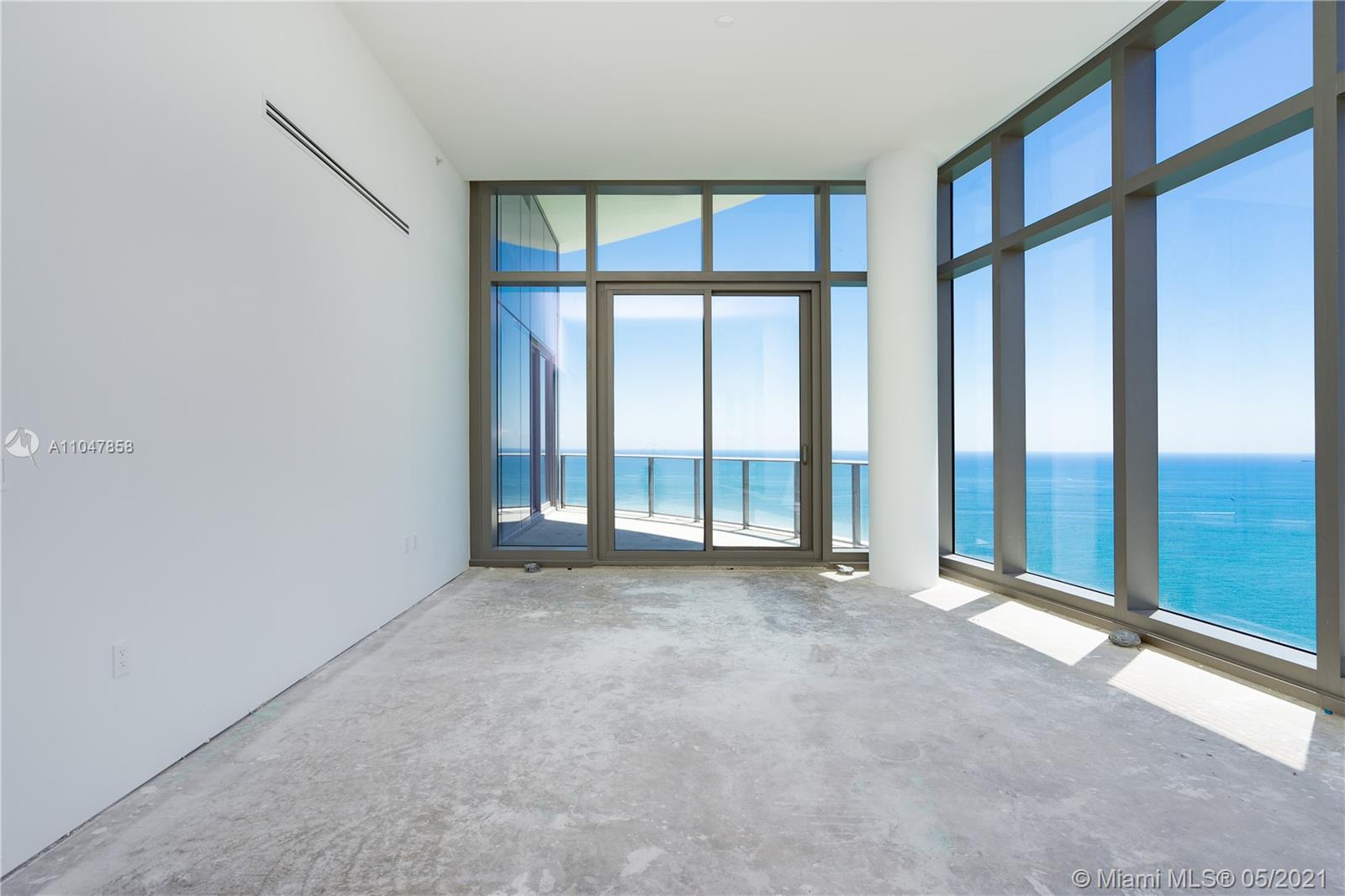 Ritz Carlton - Residential