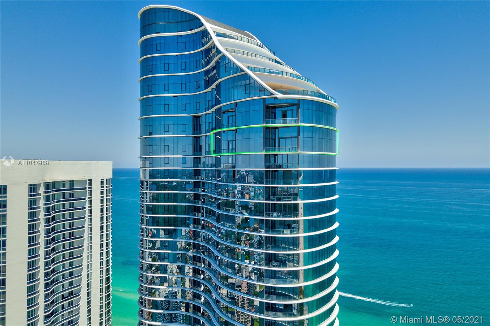 Ritz Carlton - Residential