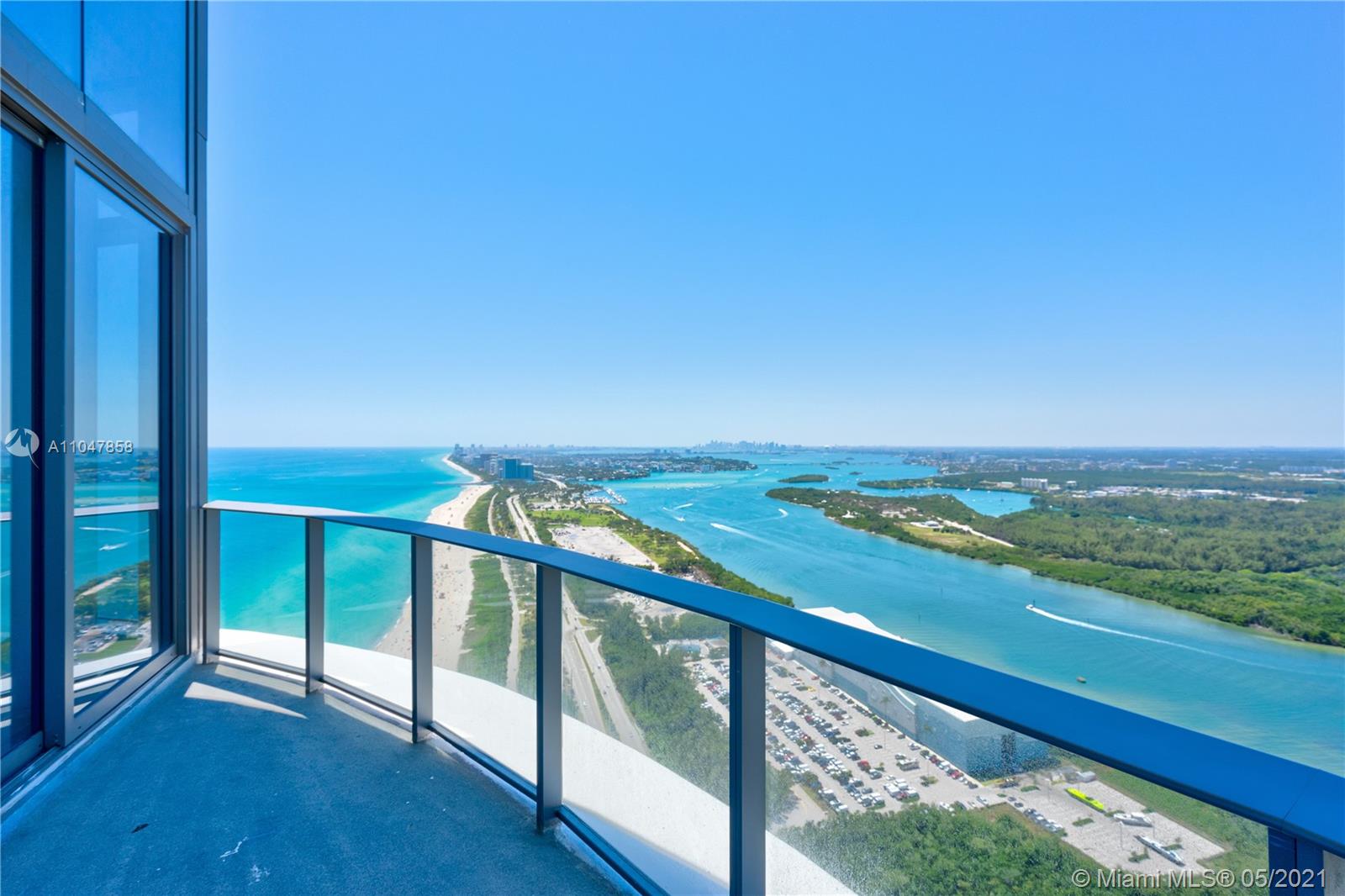 Ritz Carlton - Residential