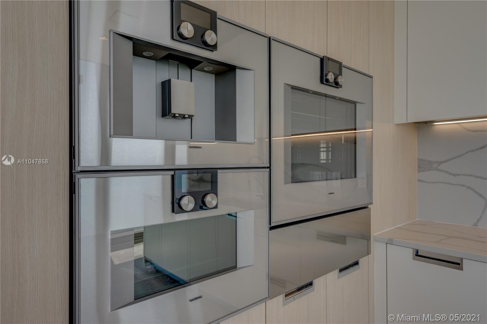 Ritz Carlton - Residential