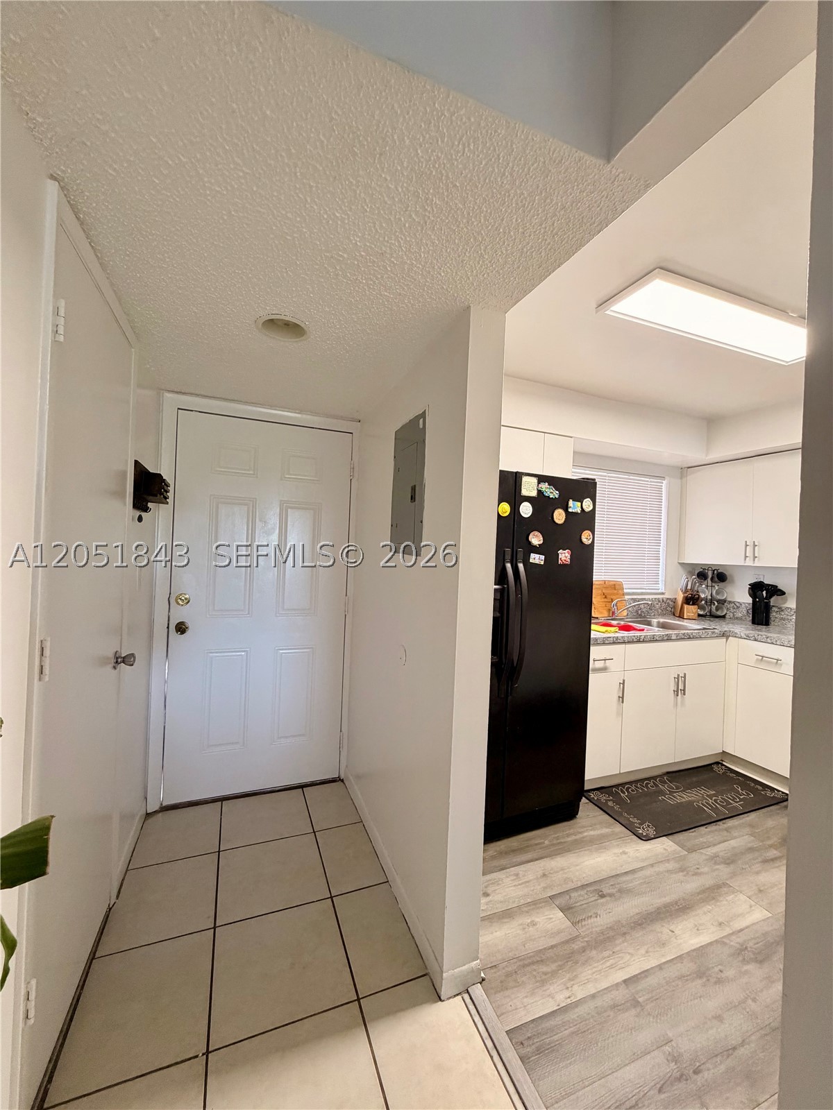THE SEASONS VILLAS & THMS - Residential Lease