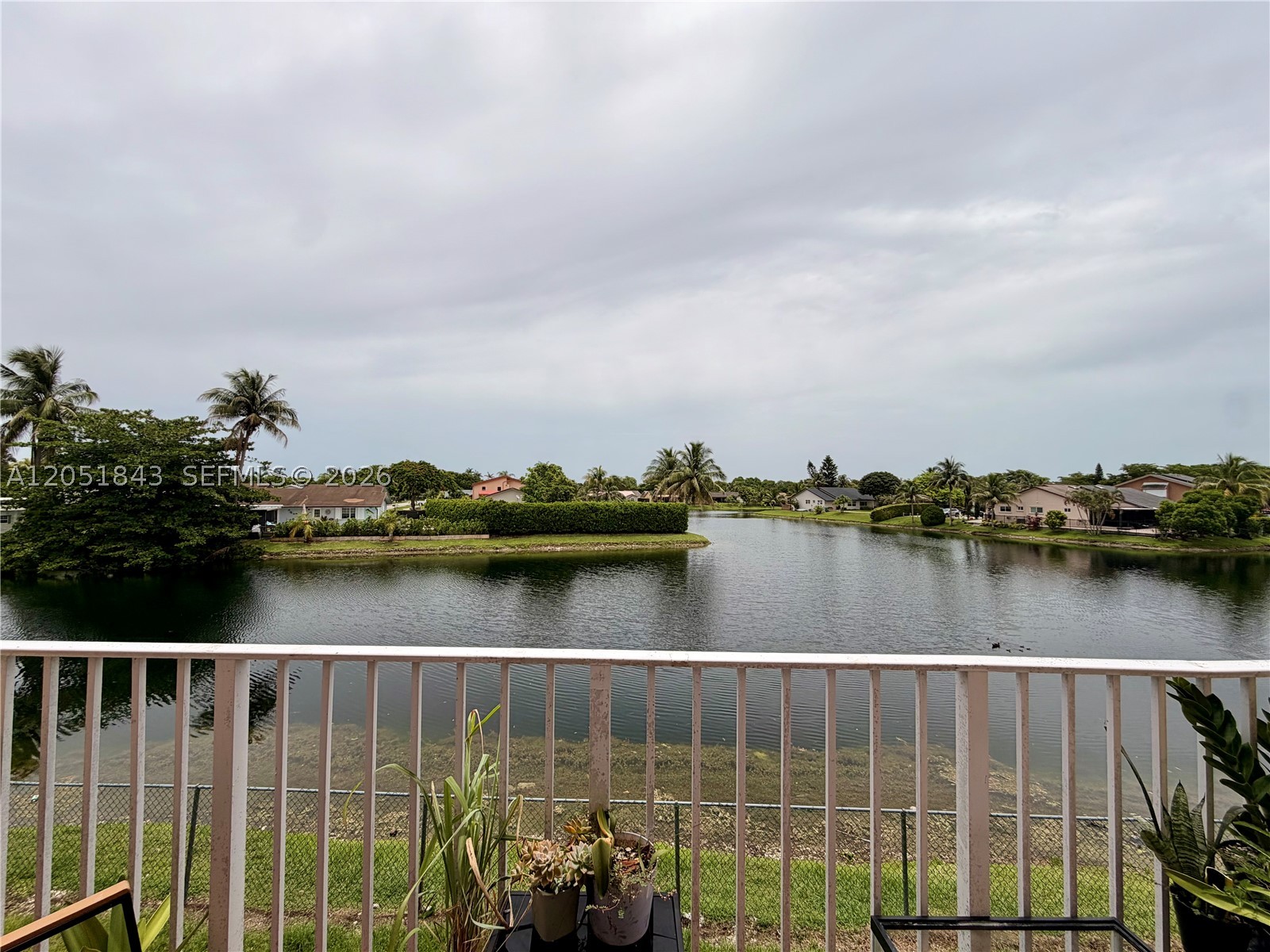 THE SEASONS VILLAS & THMS - Residential Lease