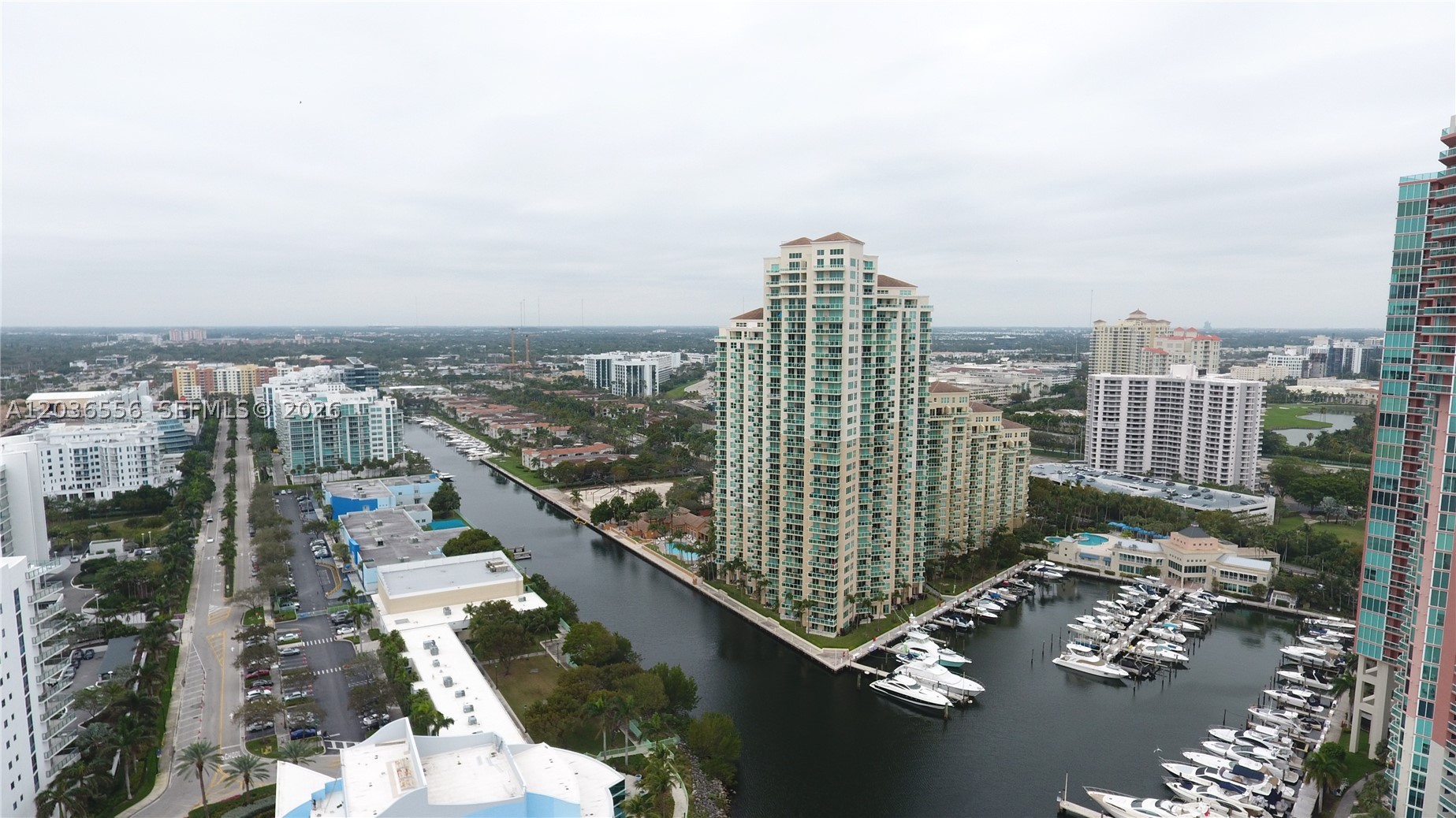 AVENTURA MARINA CONDO NUM - Residential