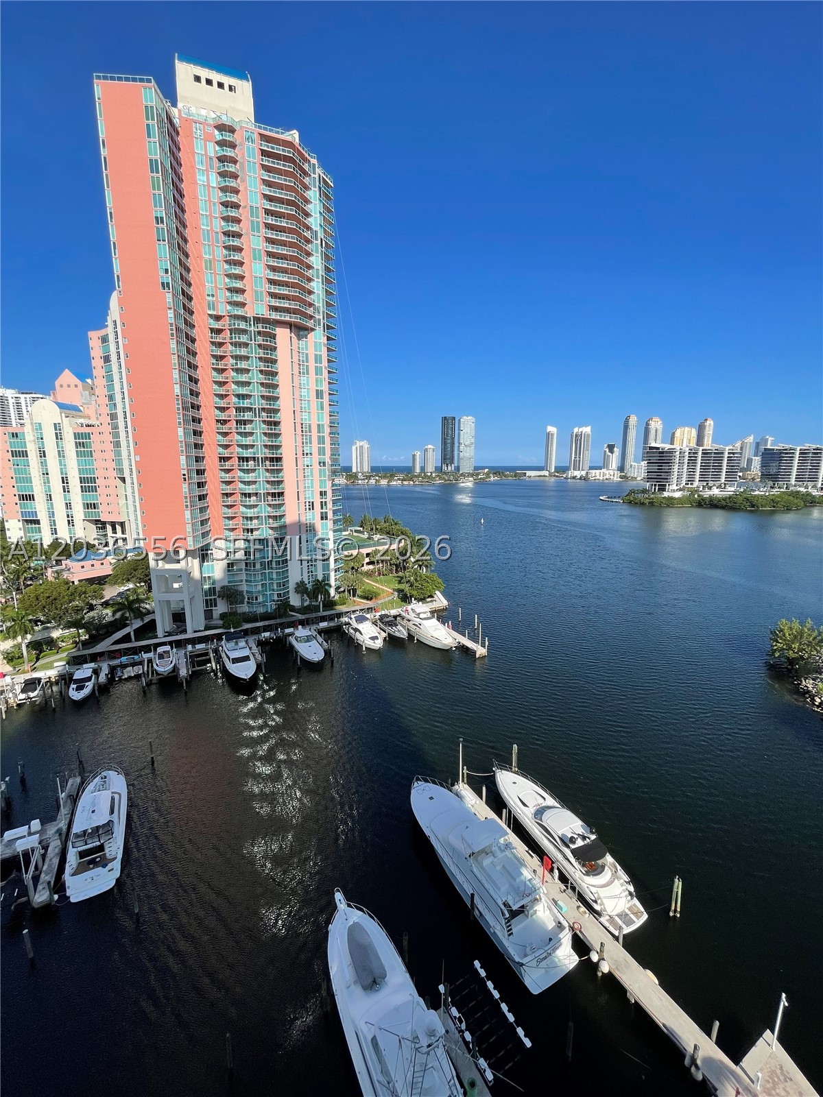 AVENTURA MARINA CONDO NUM - Residential