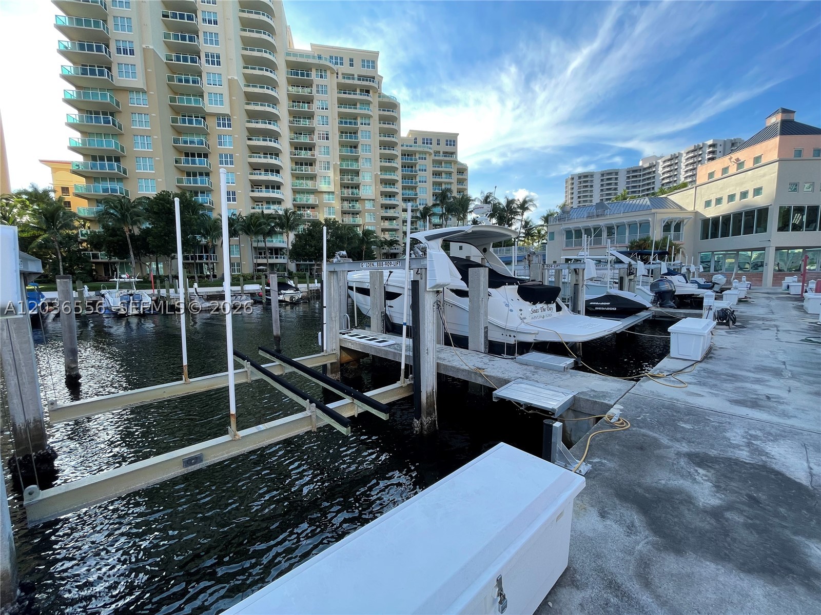 AVENTURA MARINA CONDO NUM - Residential