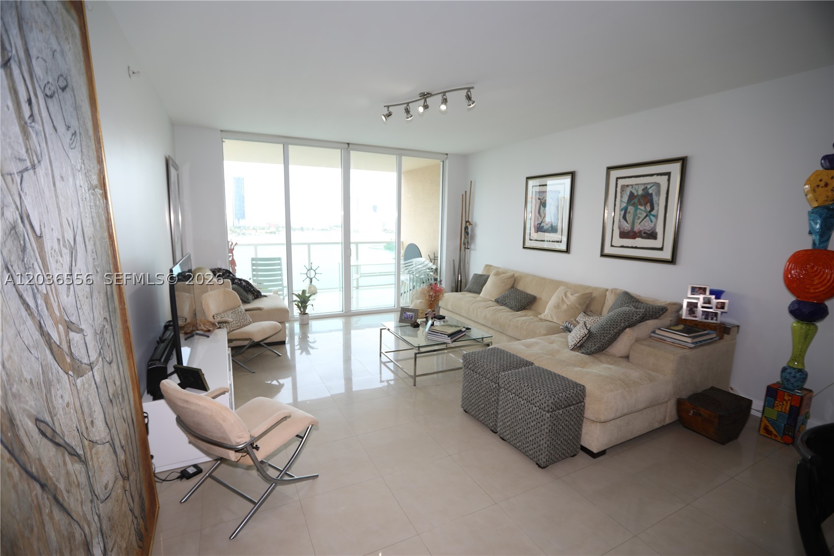 AVENTURA MARINA CONDO NUM - Residential