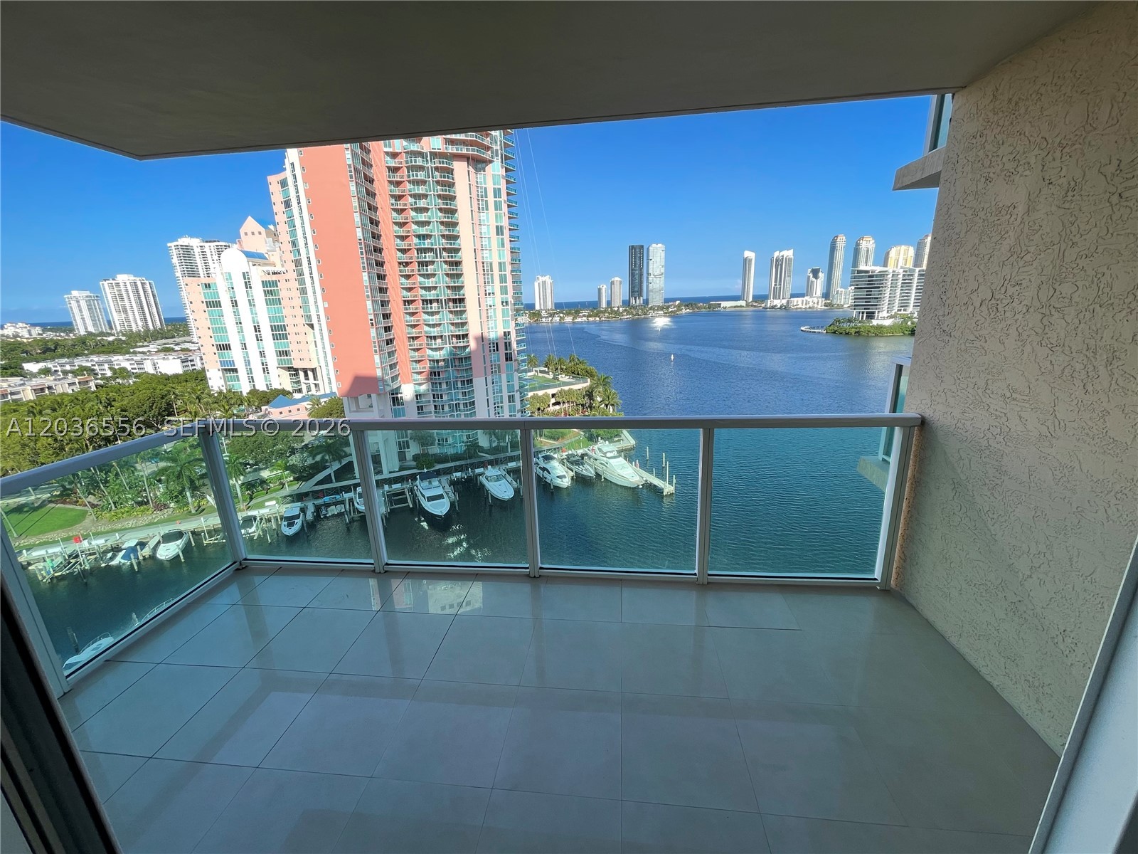 AVENTURA MARINA CONDO NUM - Residential