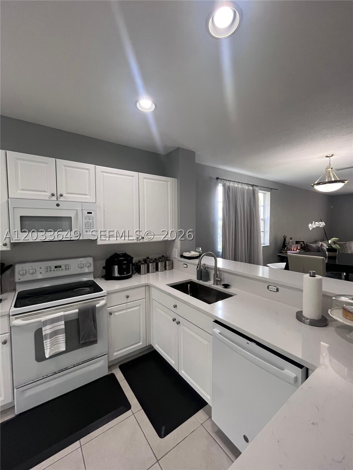 PARK PLACE AT PLANTATION - Residential