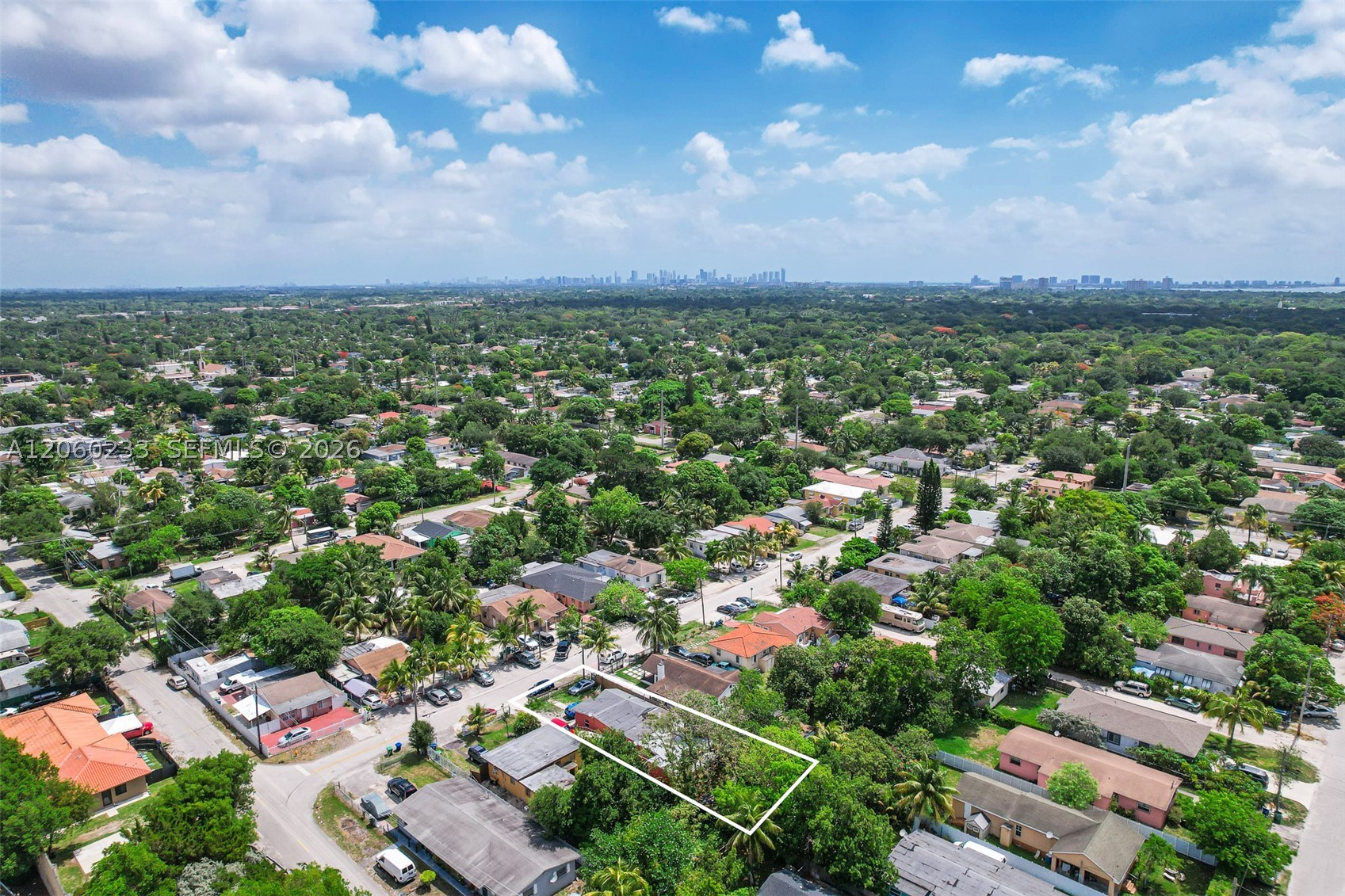 1ST ADDN PINEWOOD PK - Residential