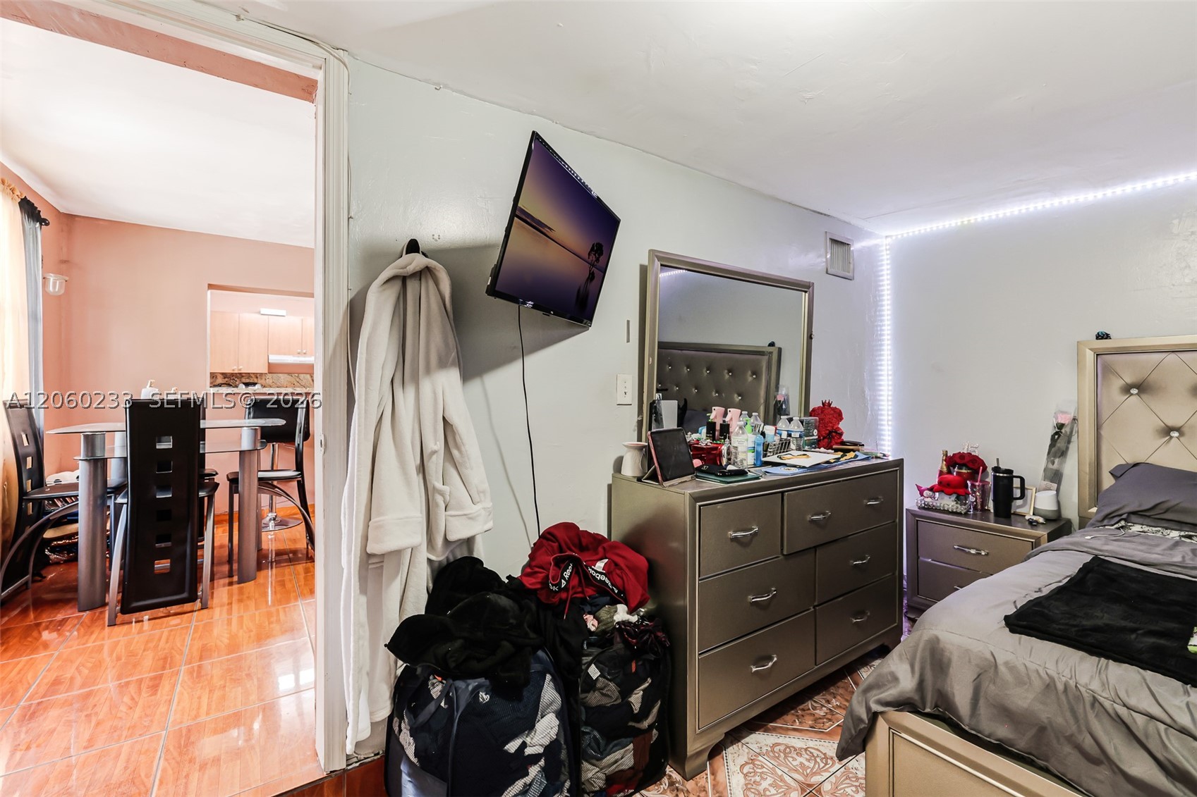 1ST ADDN PINEWOOD PK - Residential