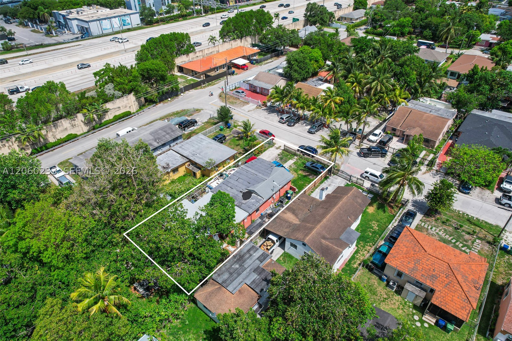 1ST ADDN PINEWOOD PK - Residential