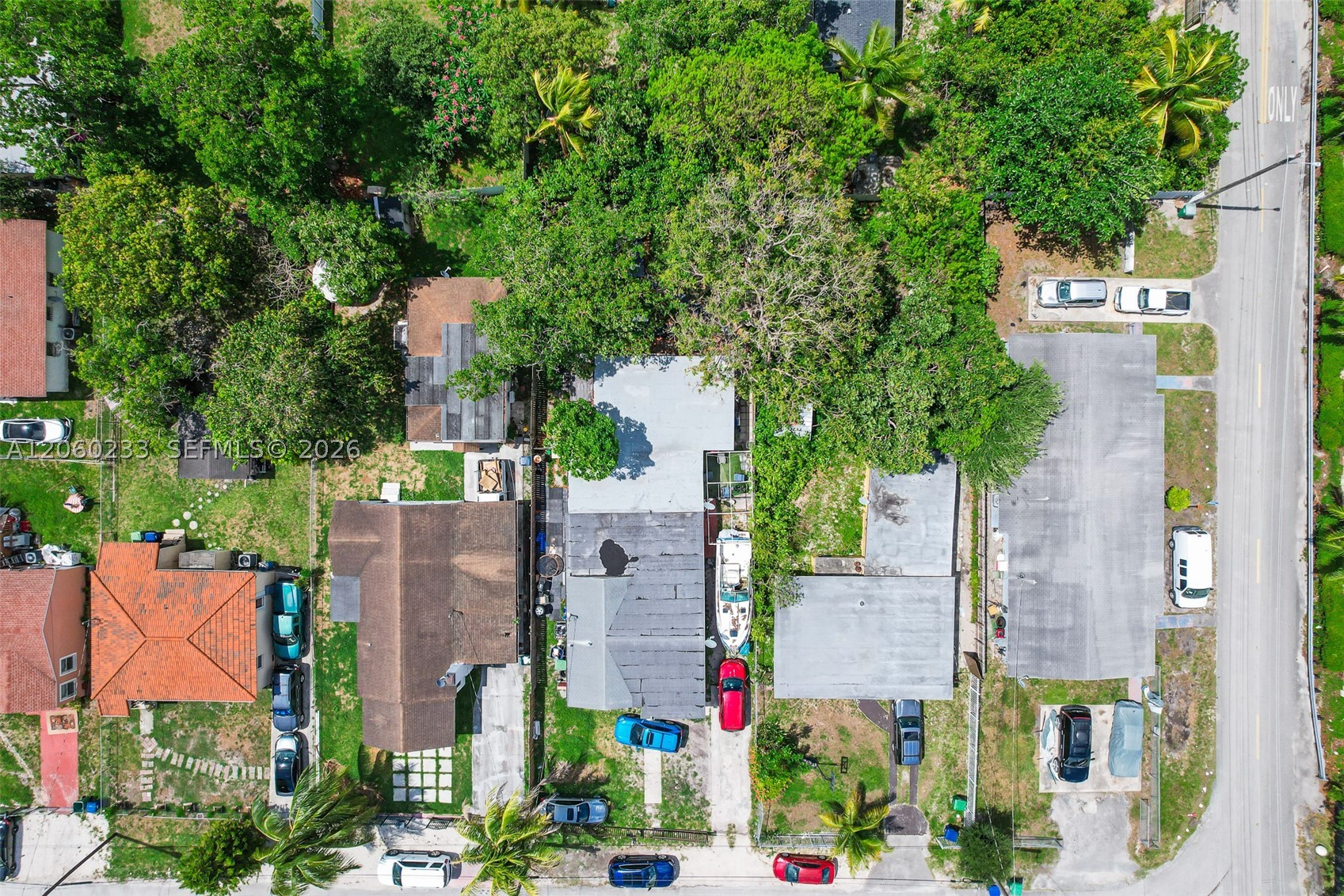 1ST ADDN PINEWOOD PK - Residential