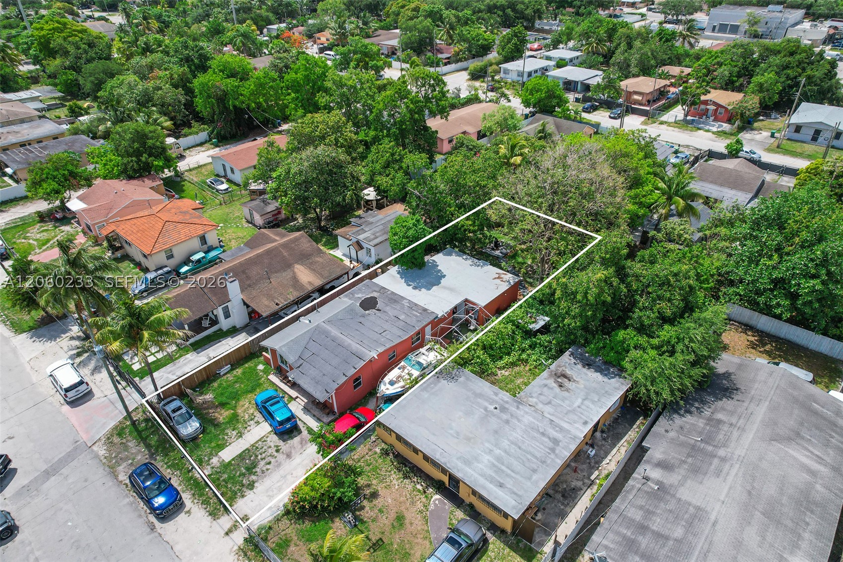 1ST ADDN PINEWOOD PK - Residential