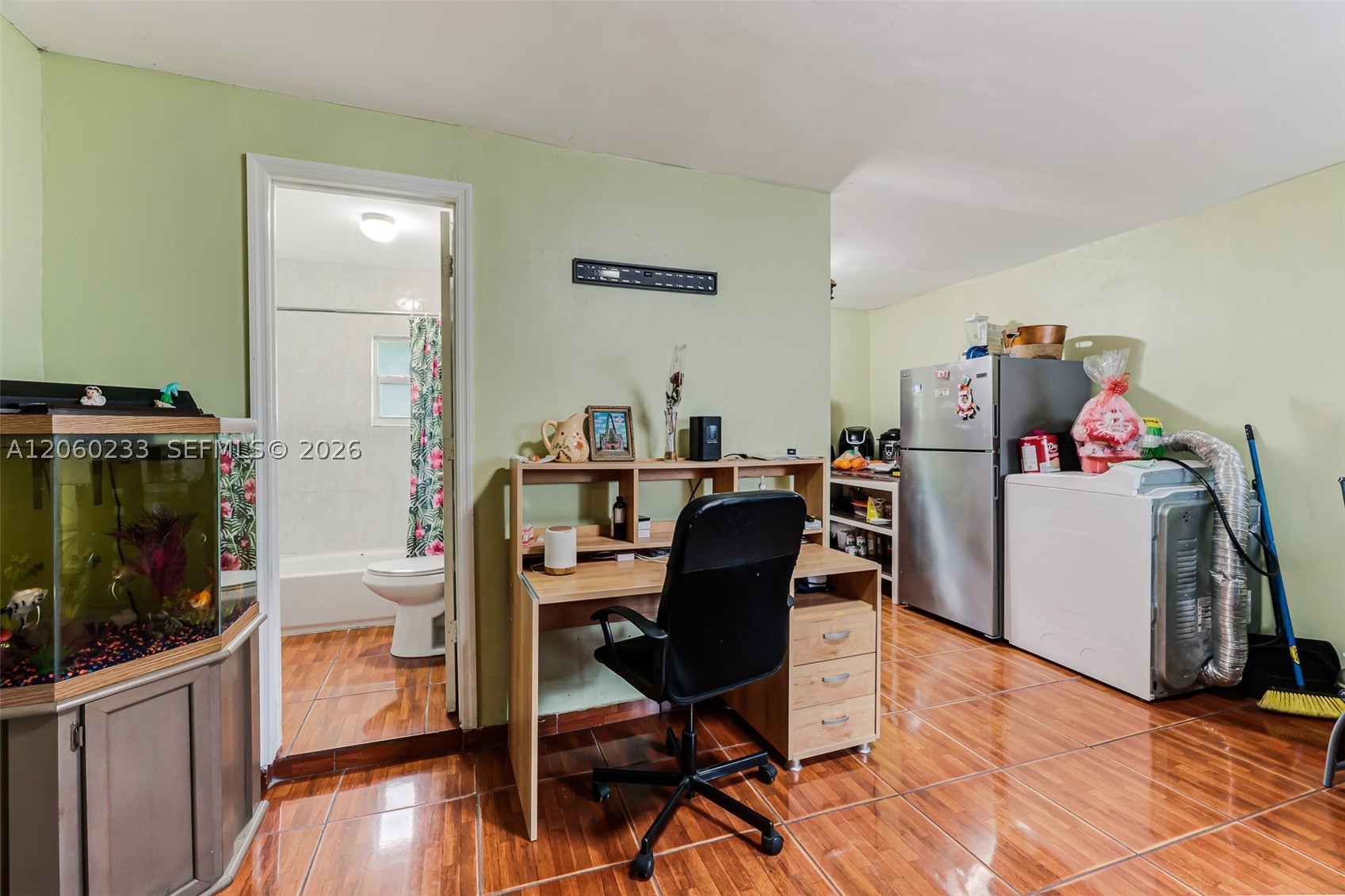 1ST ADDN PINEWOOD PK - Residential