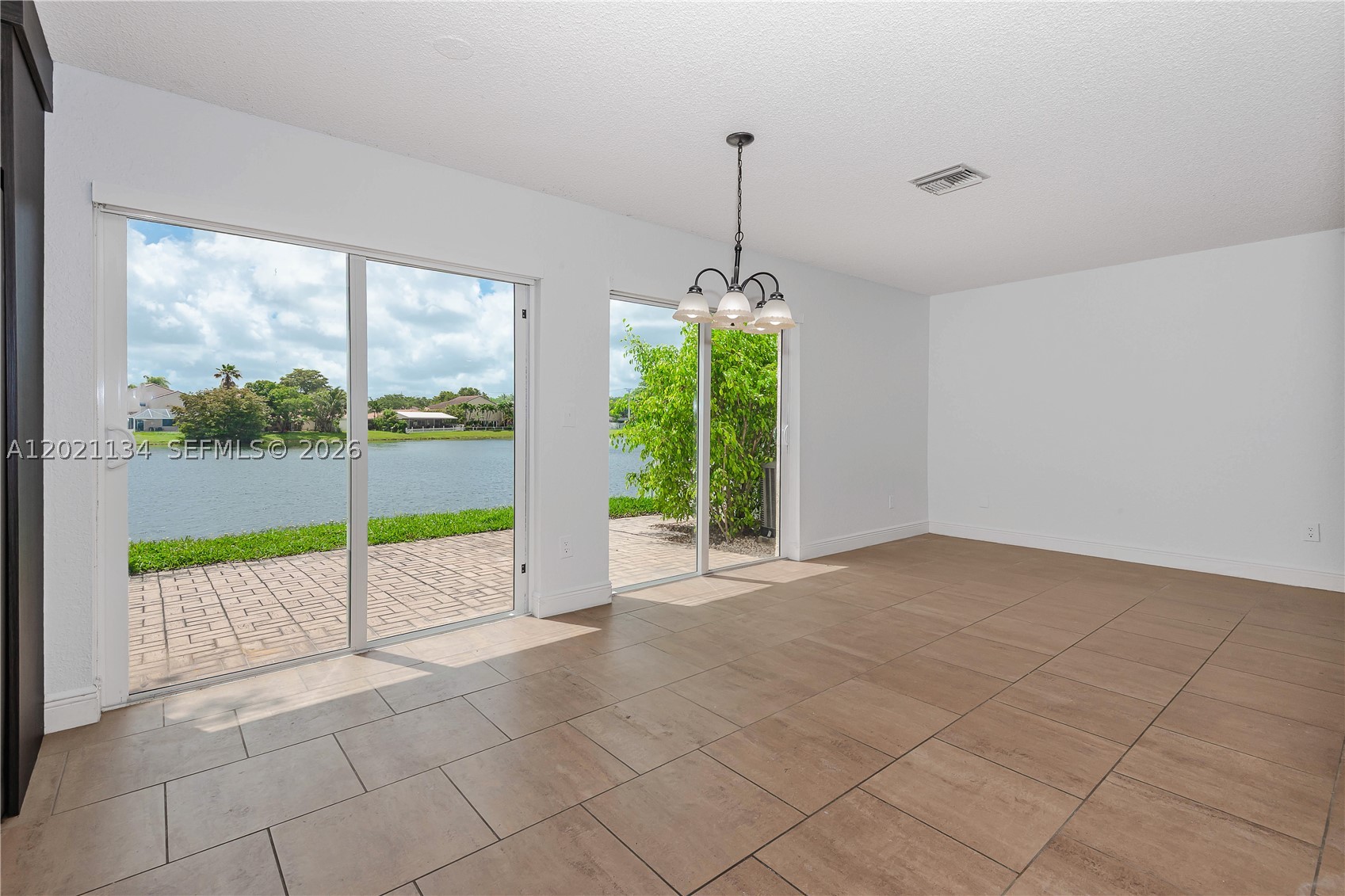 JACARANDA PARCEL 216 - Residential